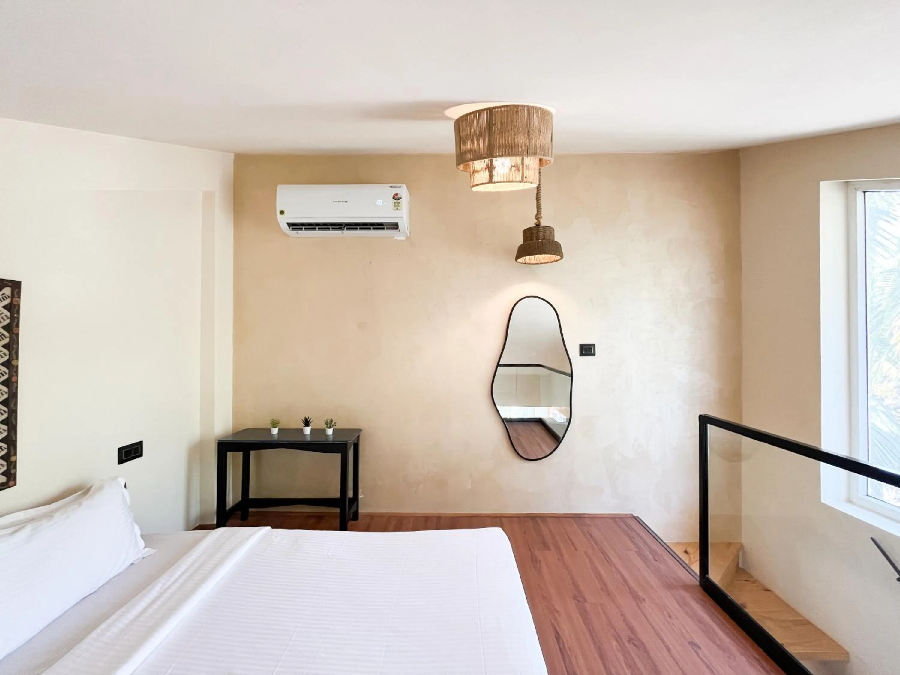 Bed in Rainforest Enclave, Arpora - 10 mins to Baga beach