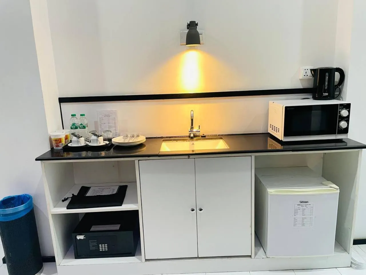 Coffee/tea facilities in YAMA HOTEL & ROOFTOP BAR