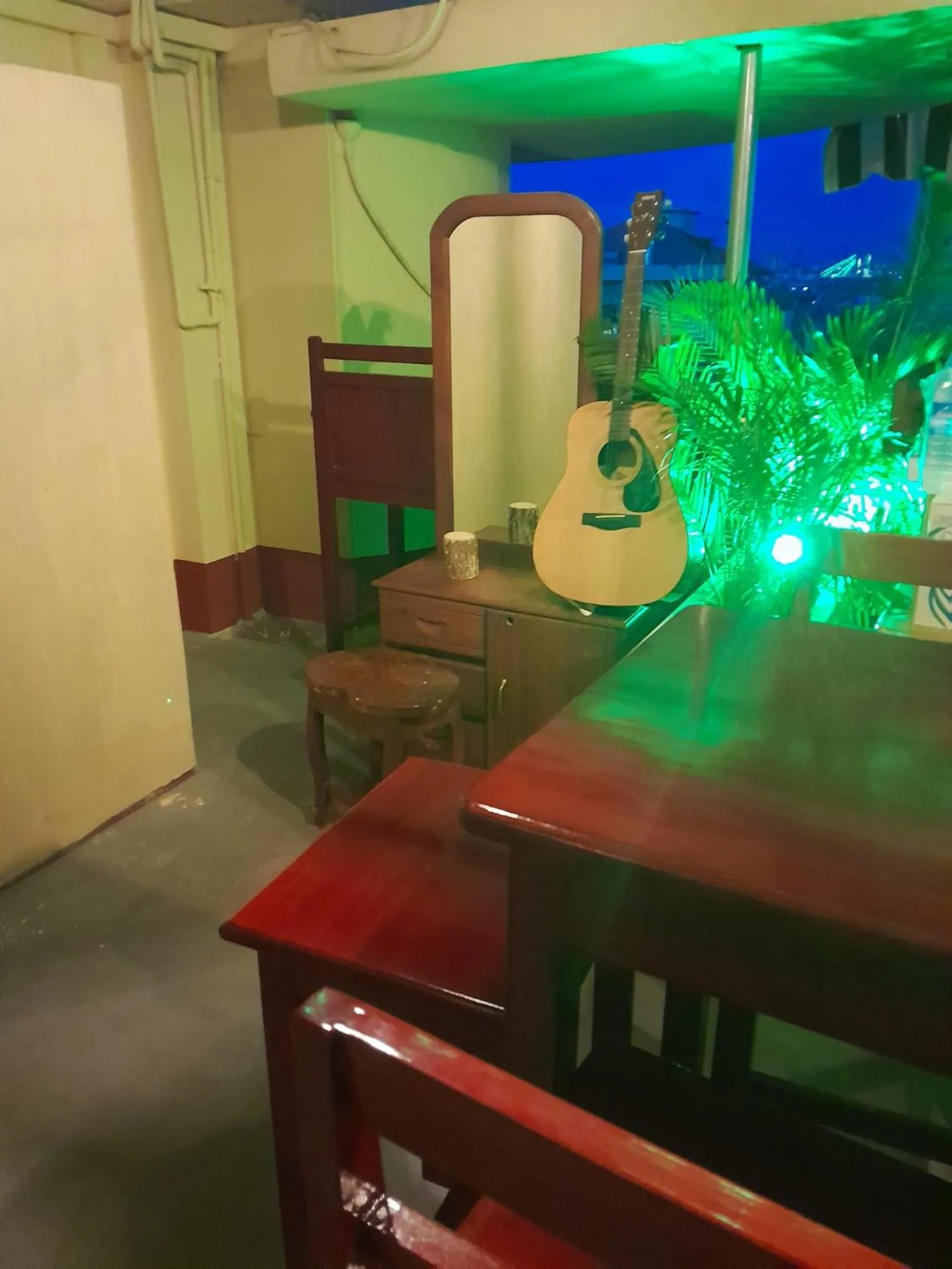 Lounge or bar in YAMA HOTEL & ROOFTOP BAR