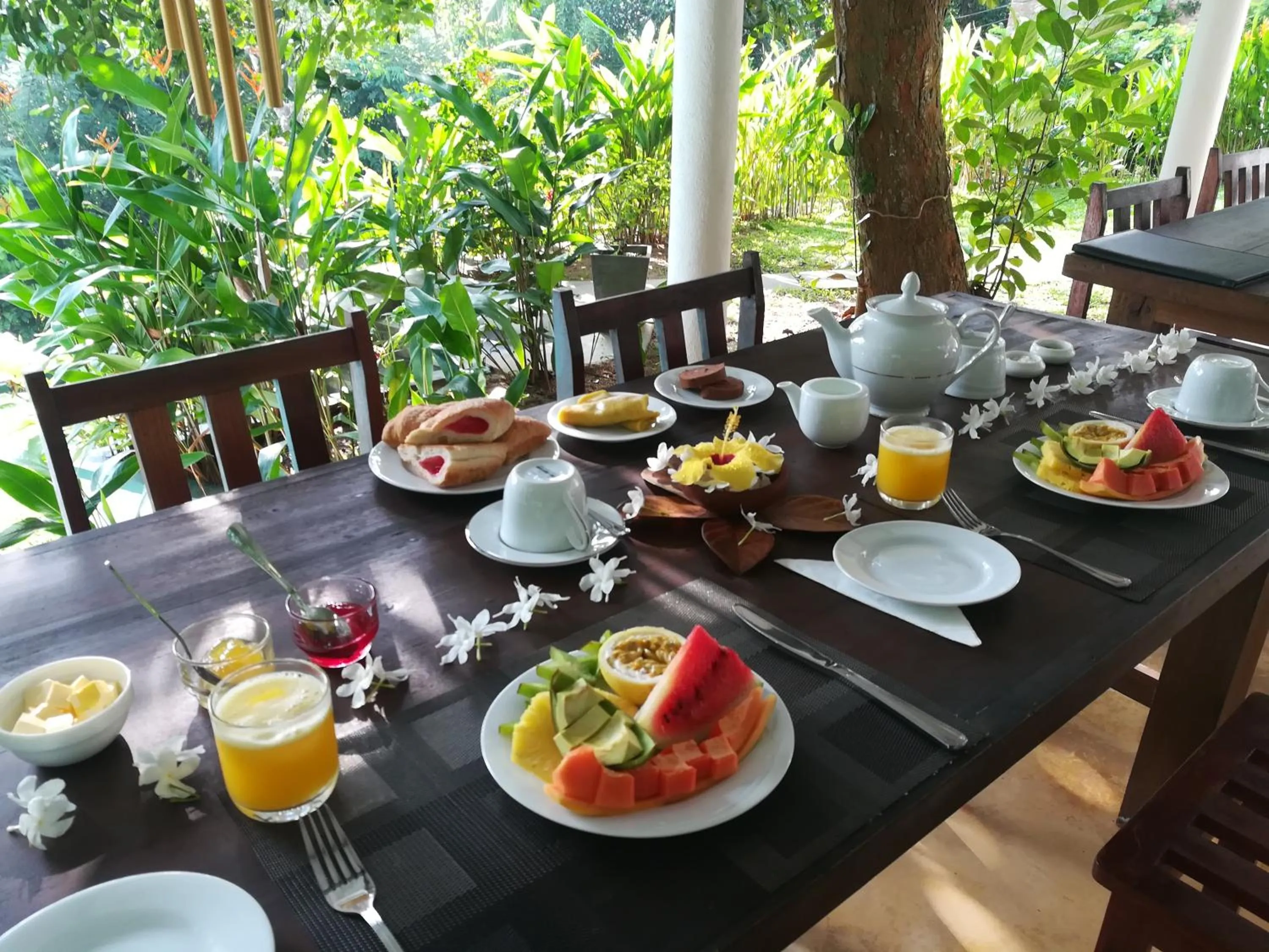 Restaurant/places to eat, Breakfast in Green Hill Paradise Villa