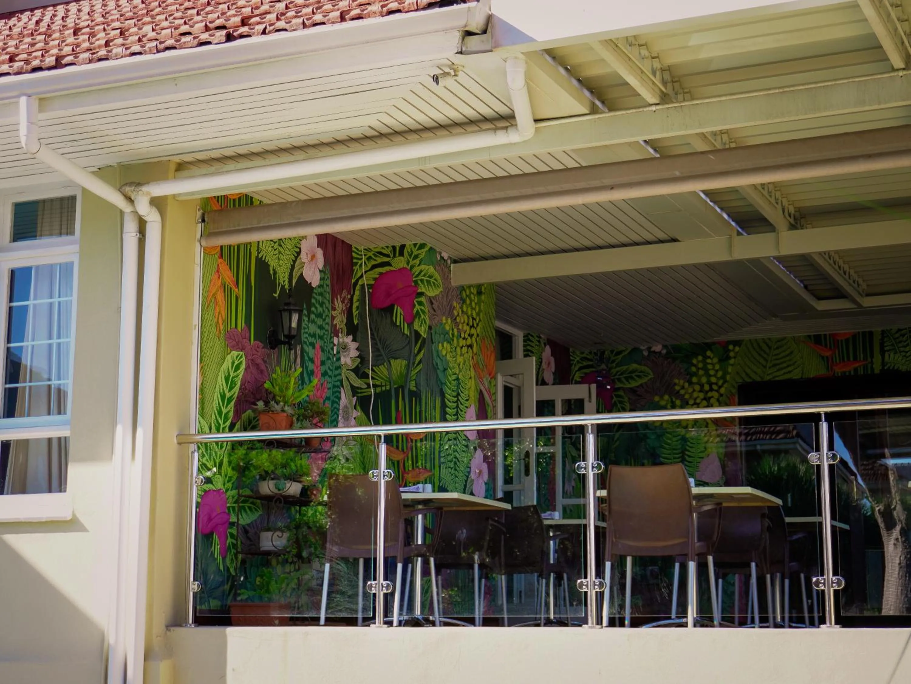 Patio in Sundown Manor Guest House