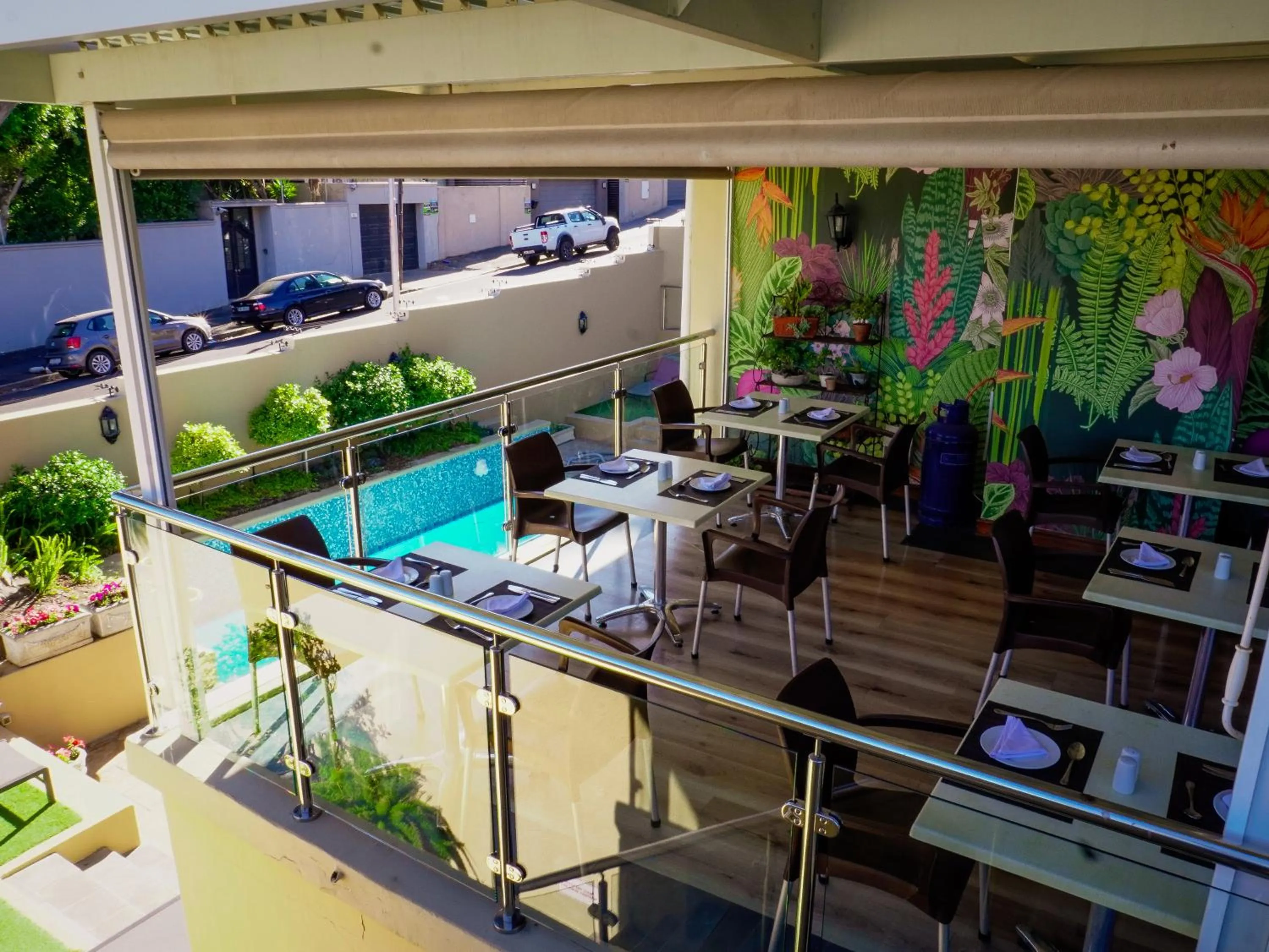 Property building in Sundown Manor Guest House