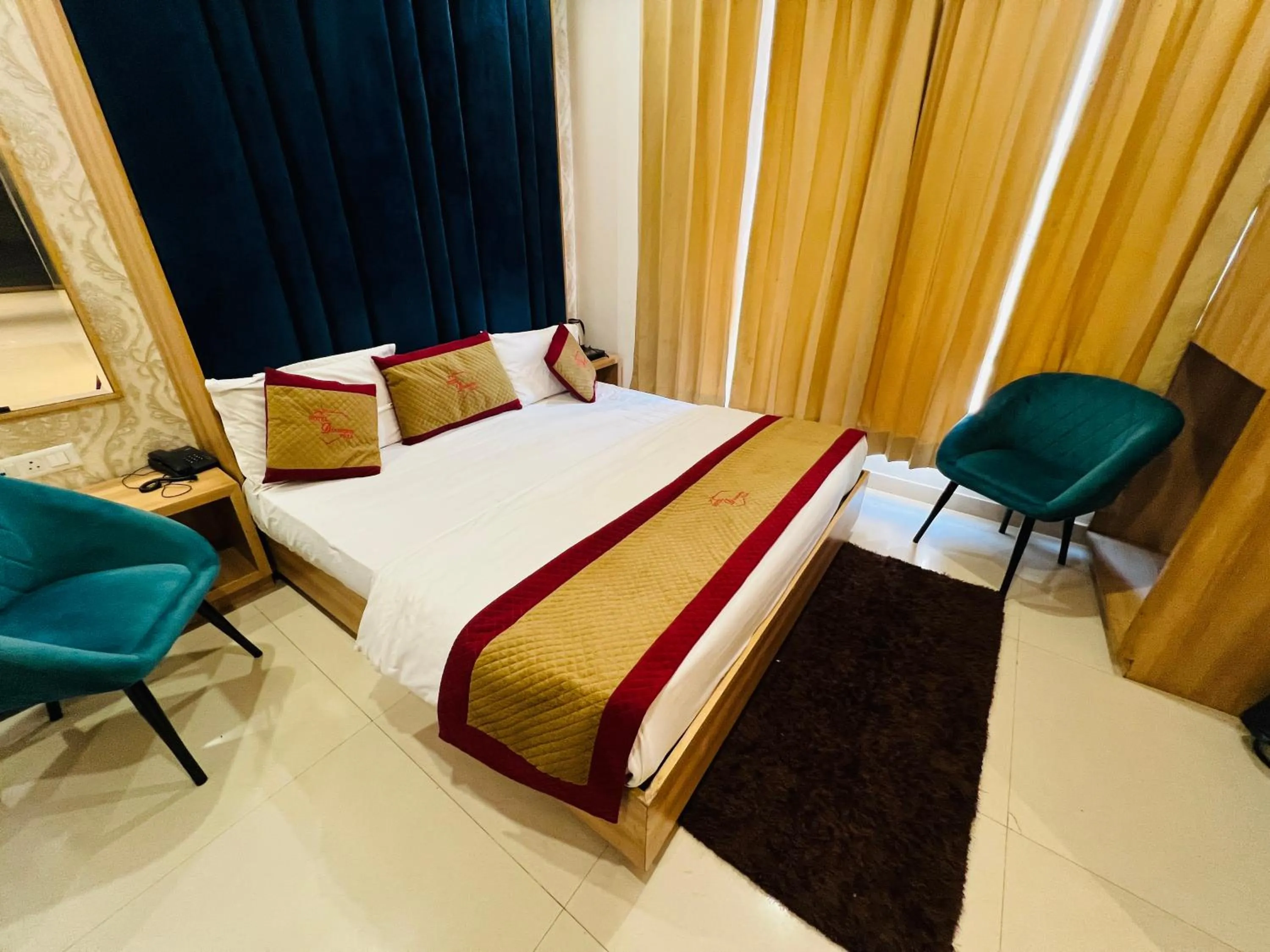 Photo of the whole room, Bed in Hotel Diamond Villa and Banquet