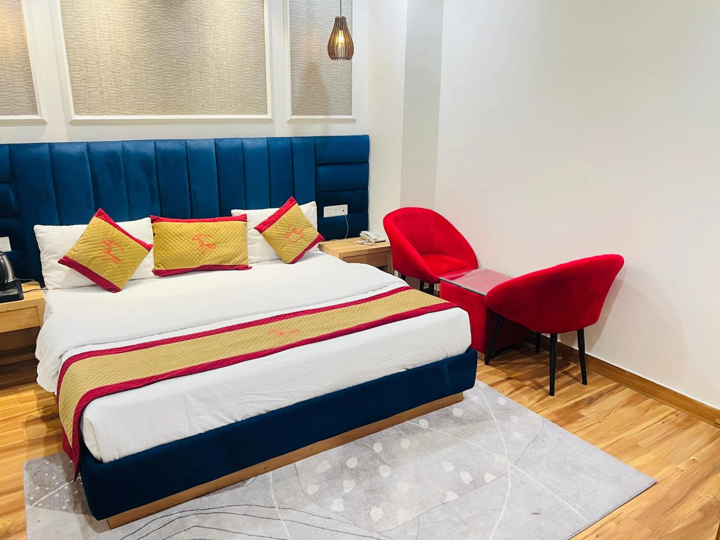 Photo of the whole room, Bed in Hotel Diamond Villa and Banquet