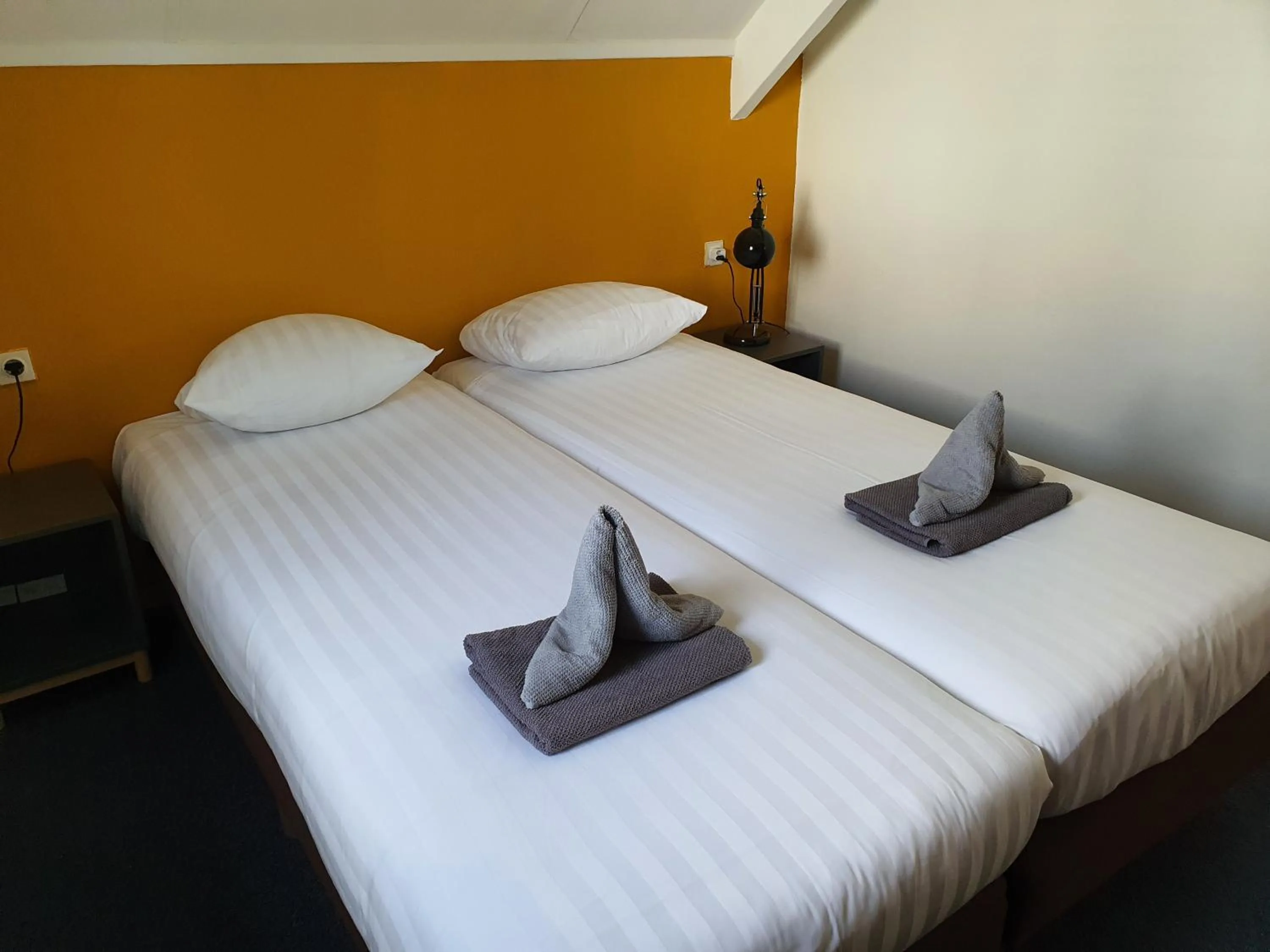 Bedroom, Bed in Zorn Hotel Duinlust