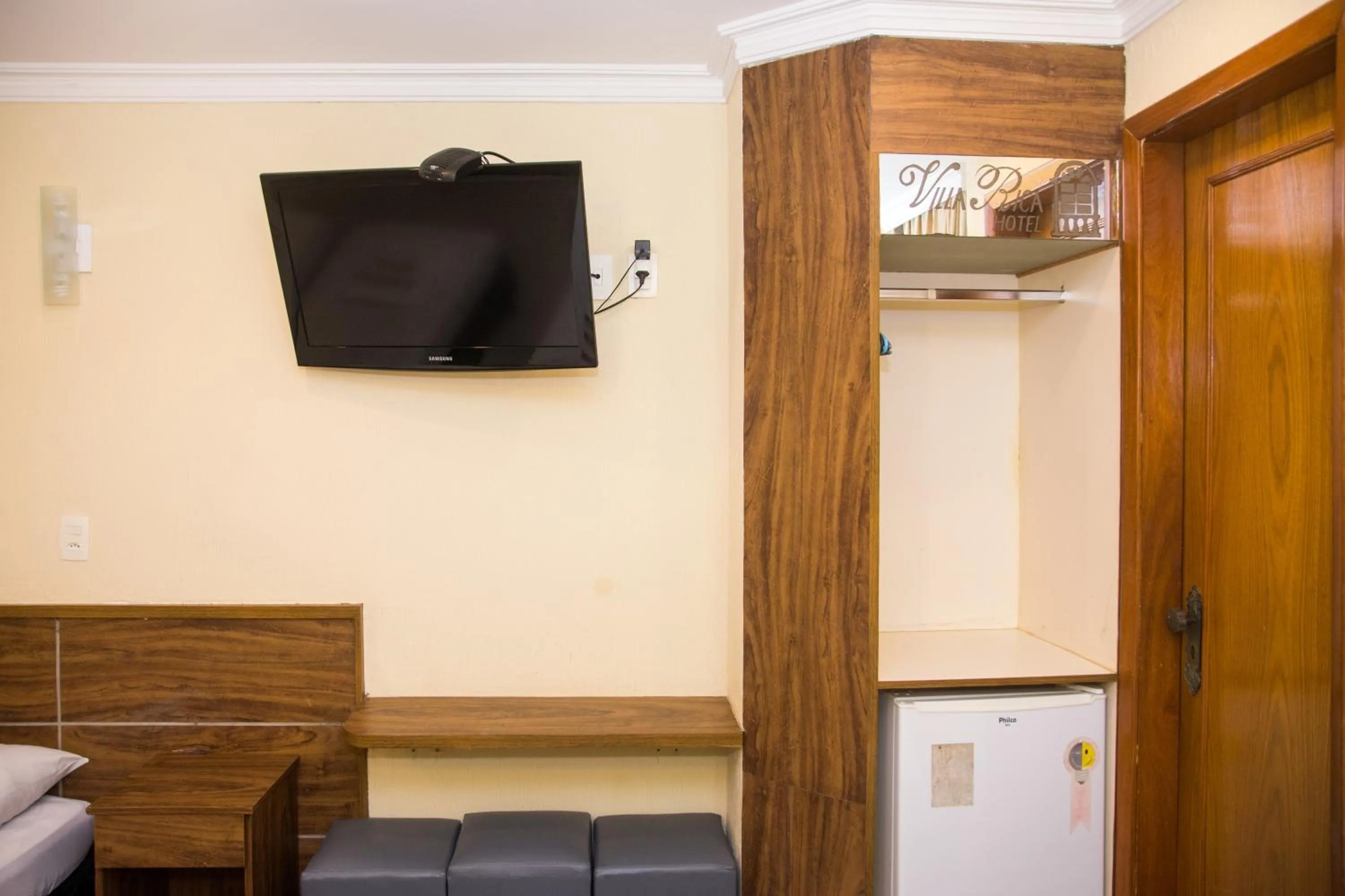 TV and multimedia in Hotel Villa Rica