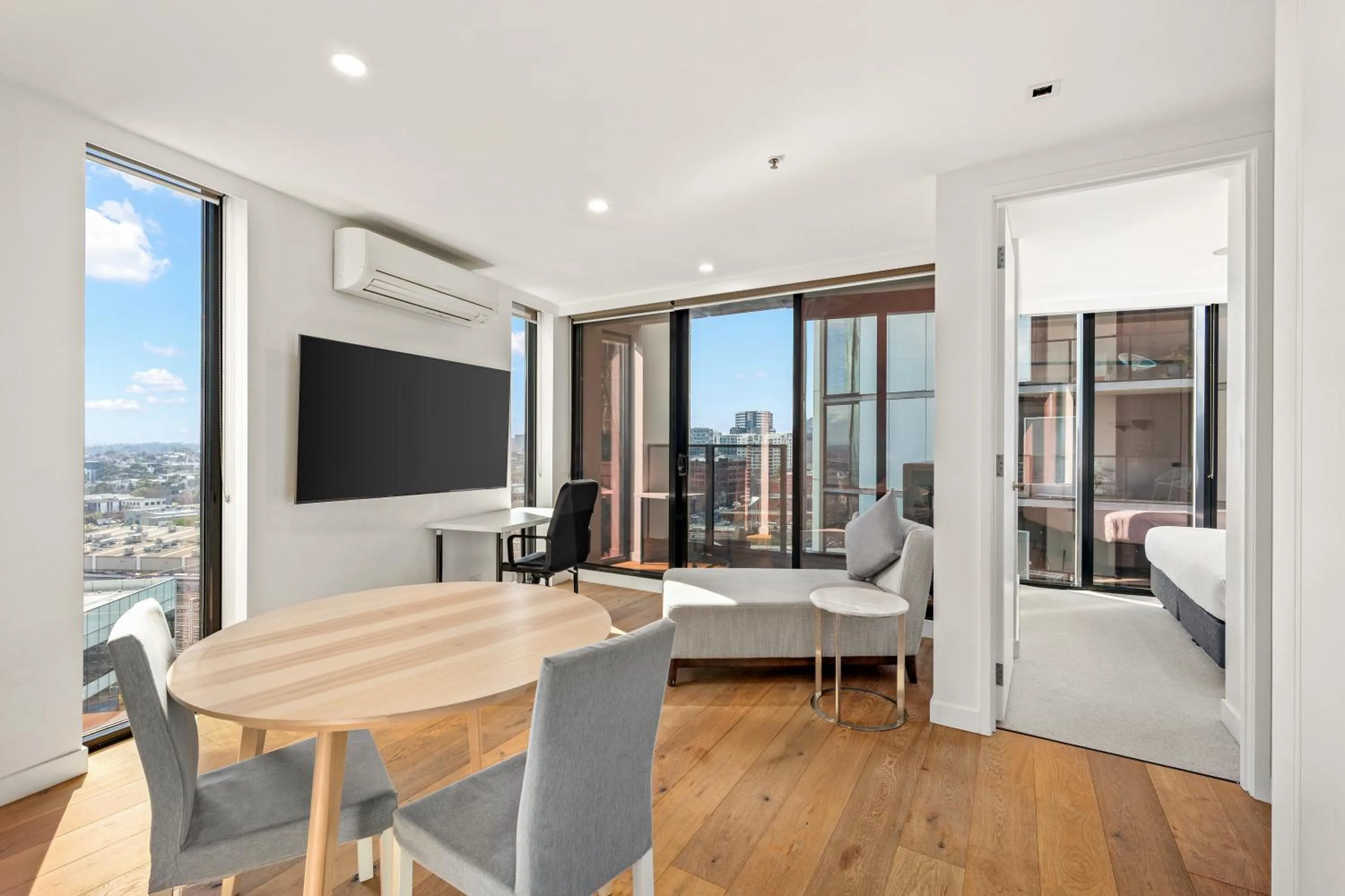 TV and multimedia in Peppers Docklands