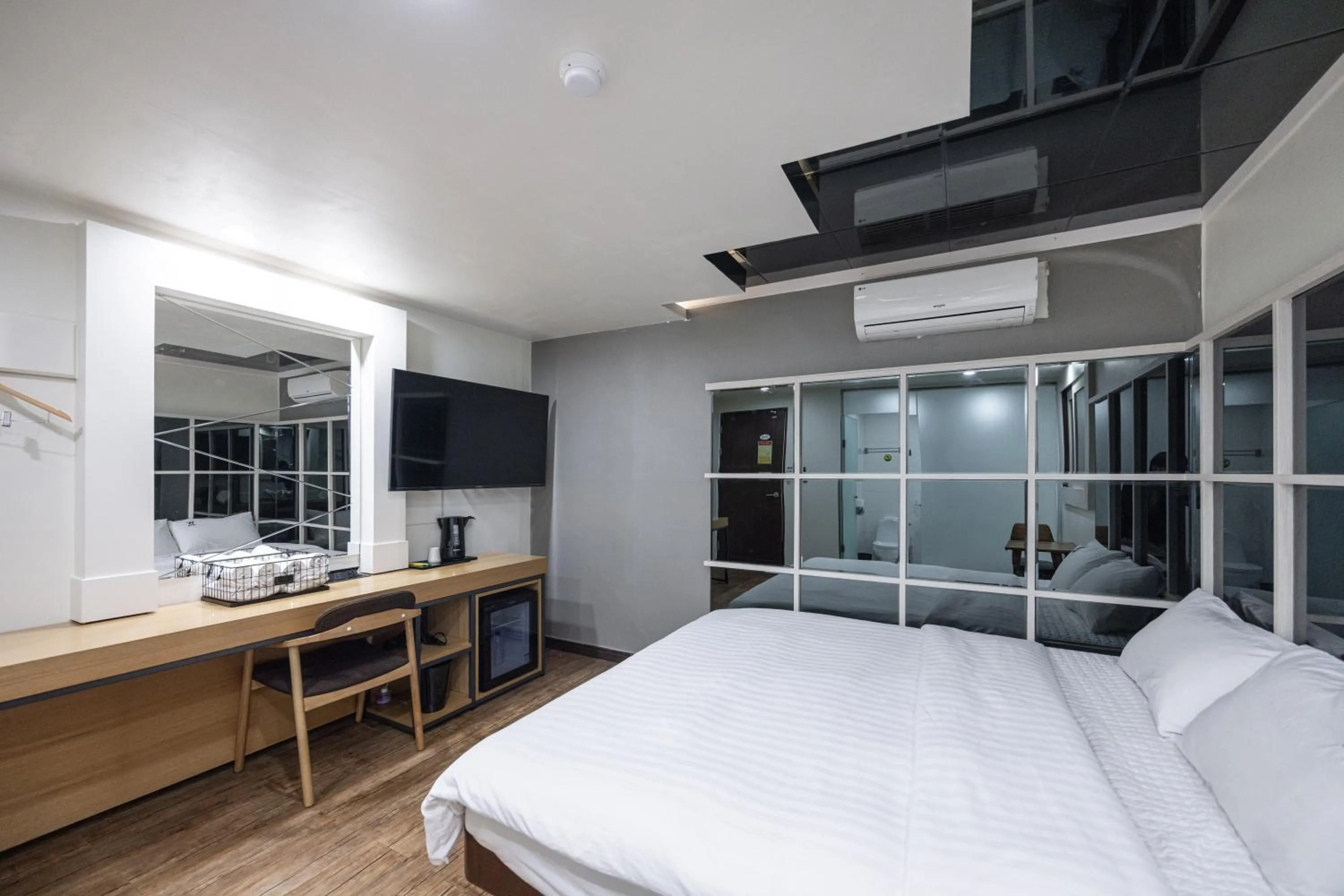 Bedroom, Bed in Lien Hotel Haeundae