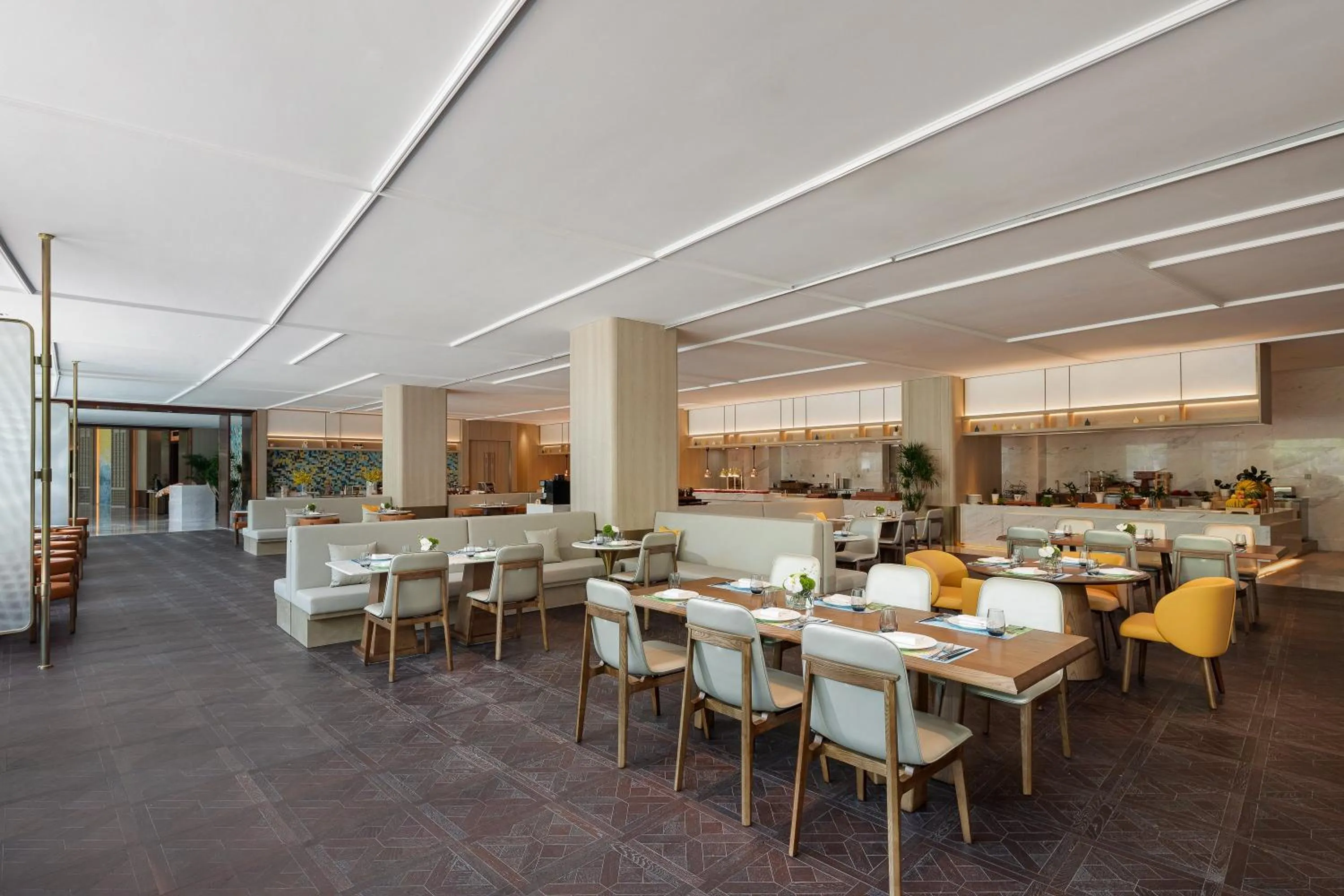 Breakfast in voco Lianyungang Haizhou Bay by IHG