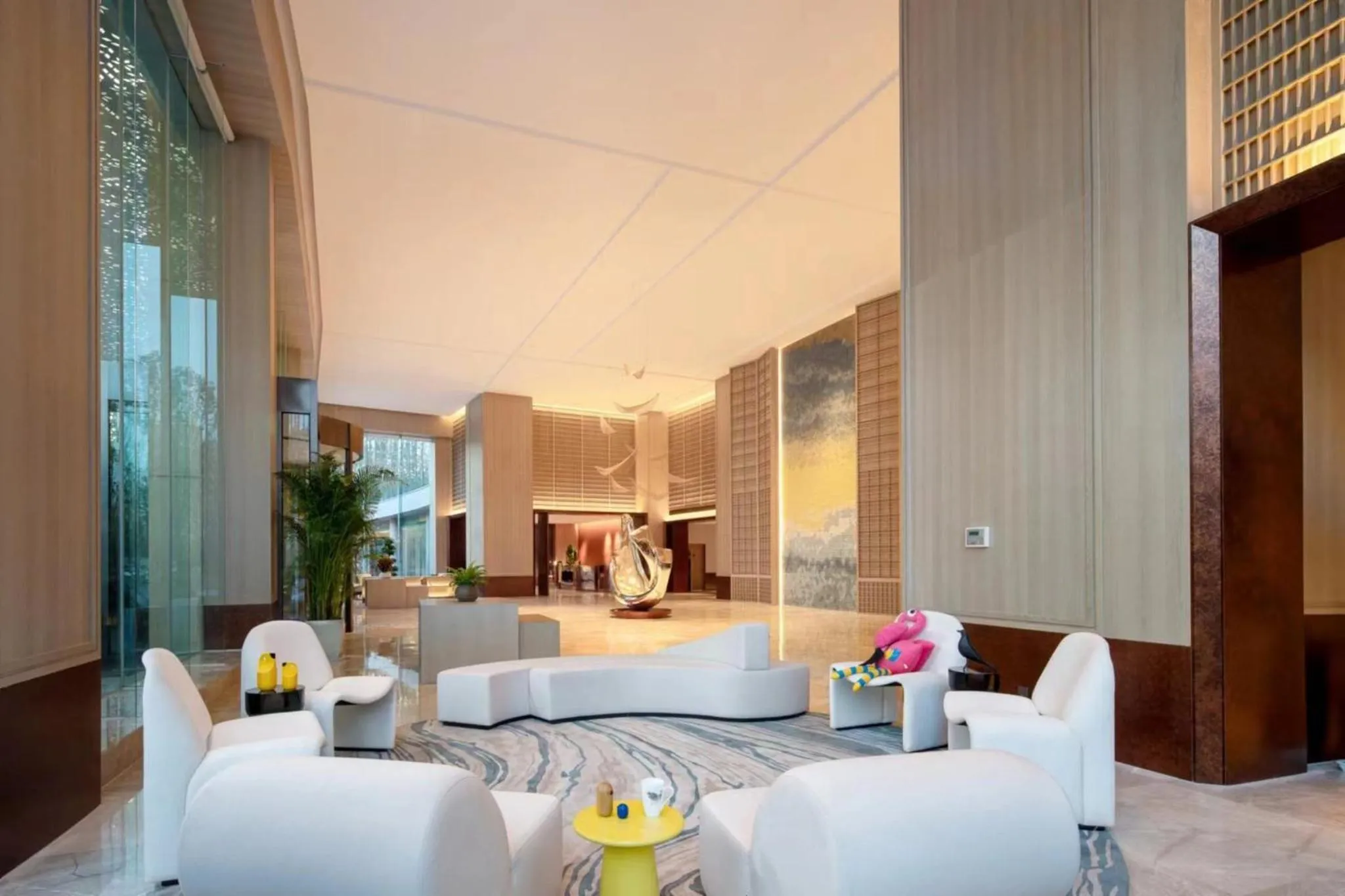 Property building in voco Lianyungang Haizhou Bay by IHG