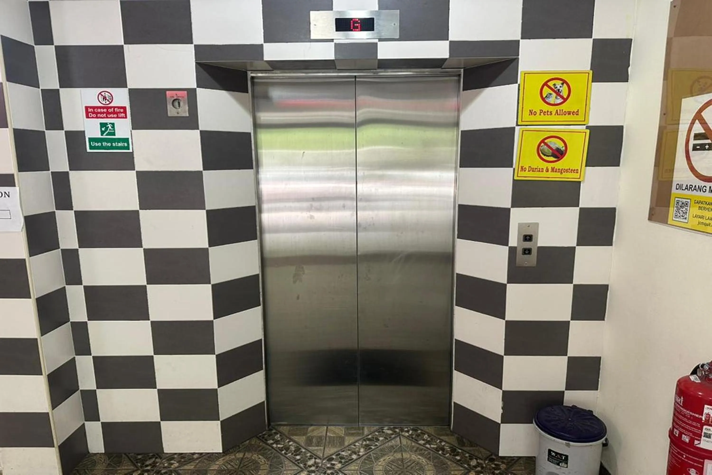 elevator in Hotel Titiwangsa