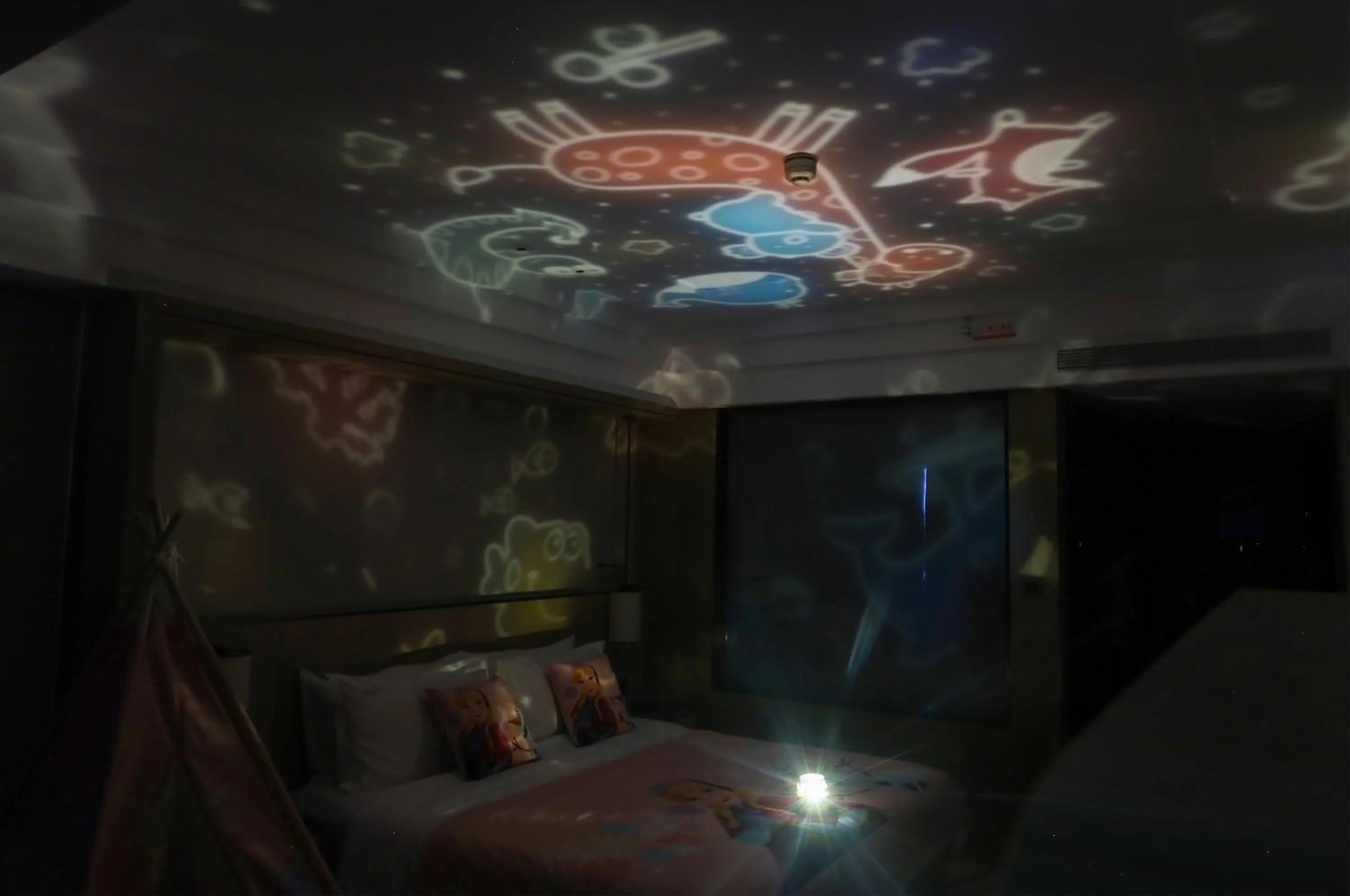 Photo of the whole room, Bed in Holiday Inn Ningde Dijing by IHG