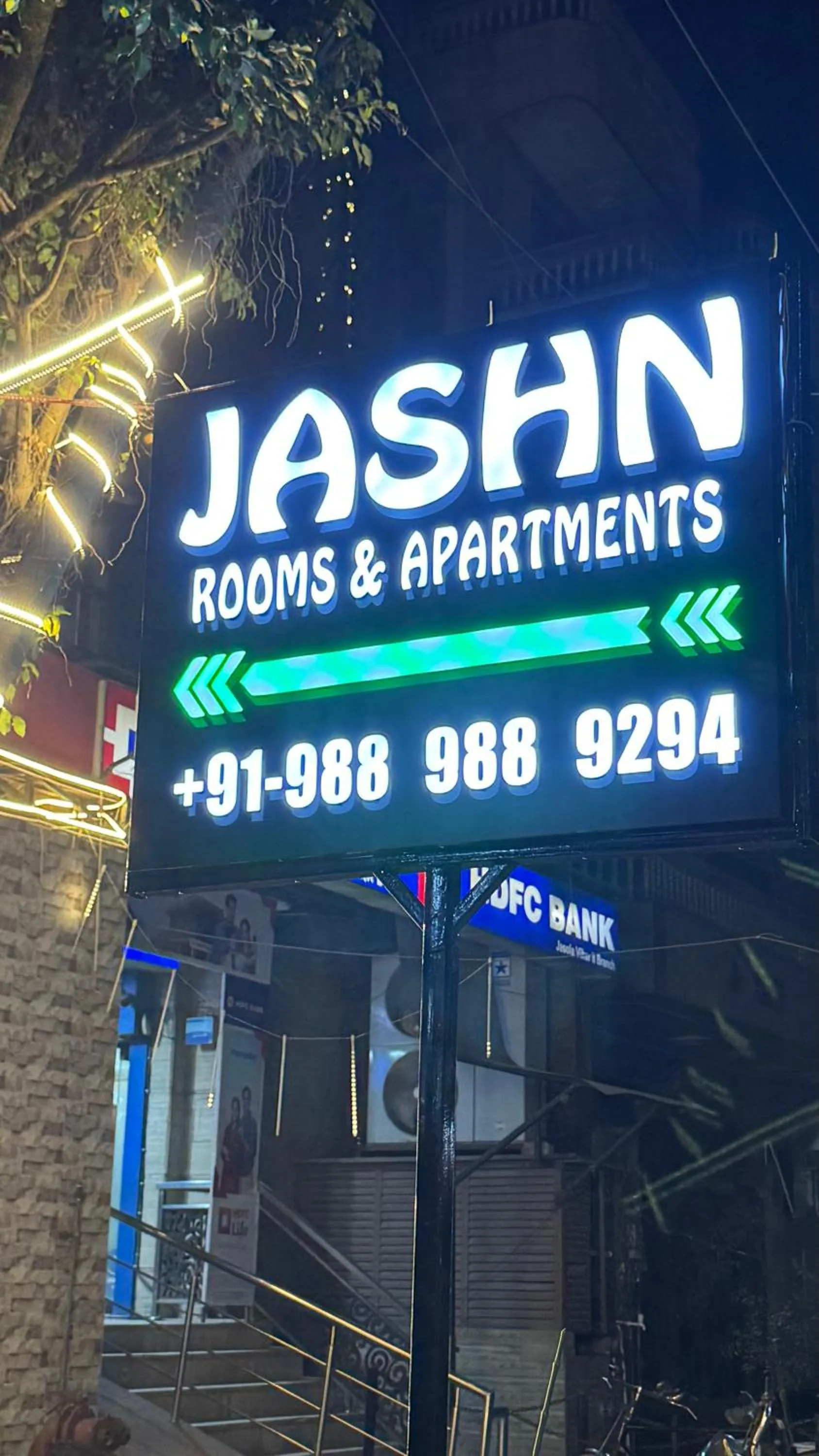Property building in HOTEL JASHN INN Near Apollo Hospital