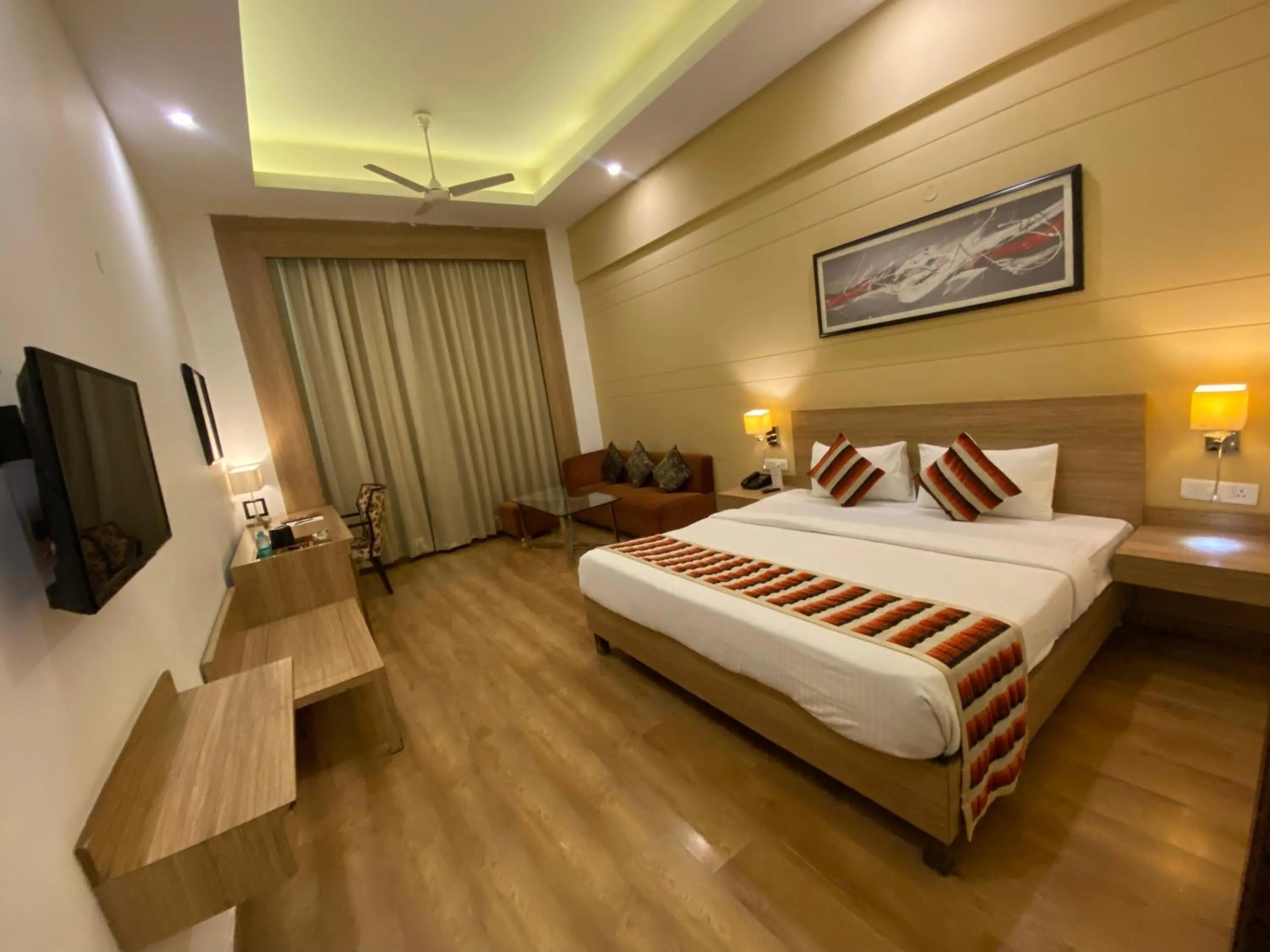 Bed in Hotel KC Cross Road Panchkula