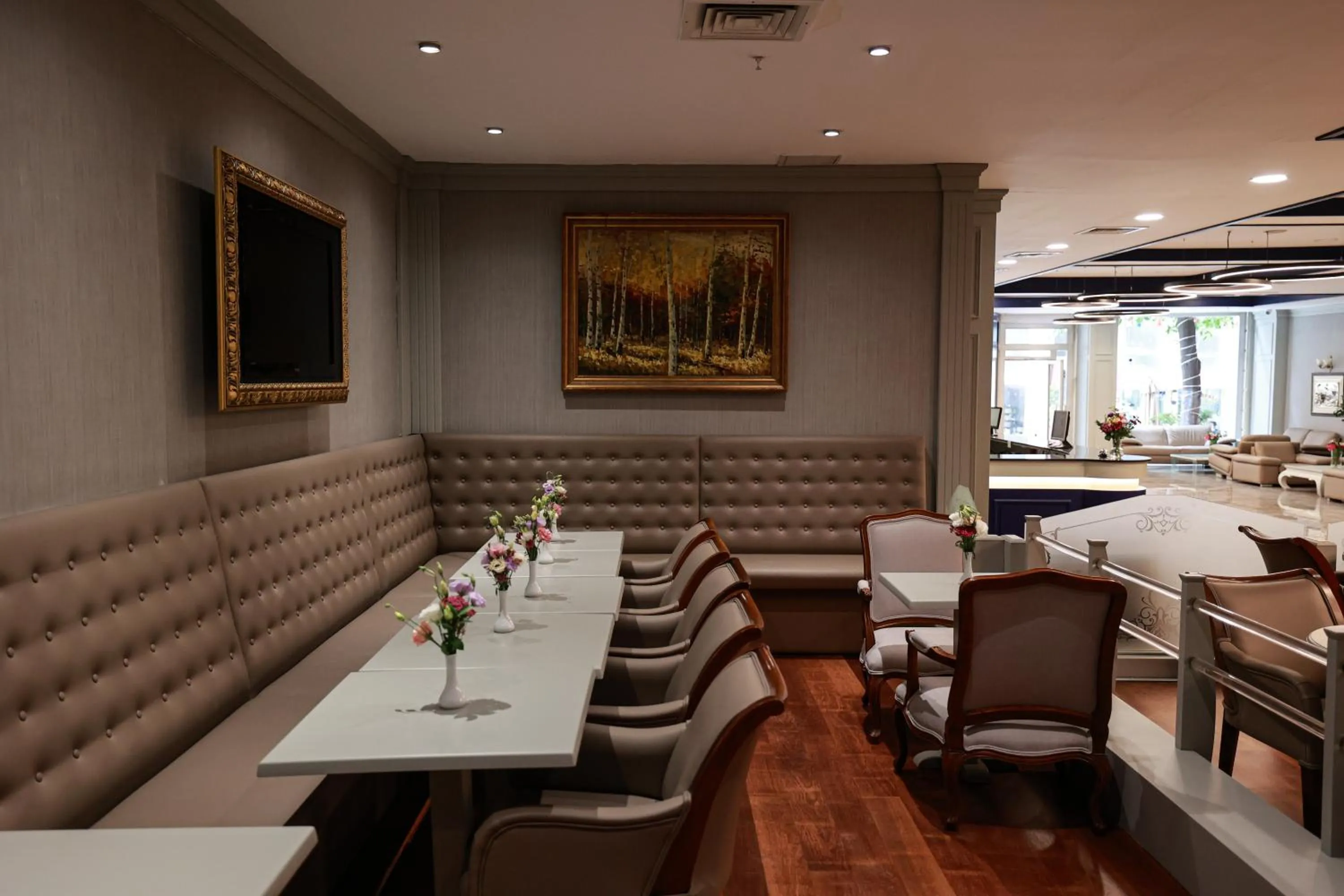 Lounge or bar in Nova Plaza Orion Hotel