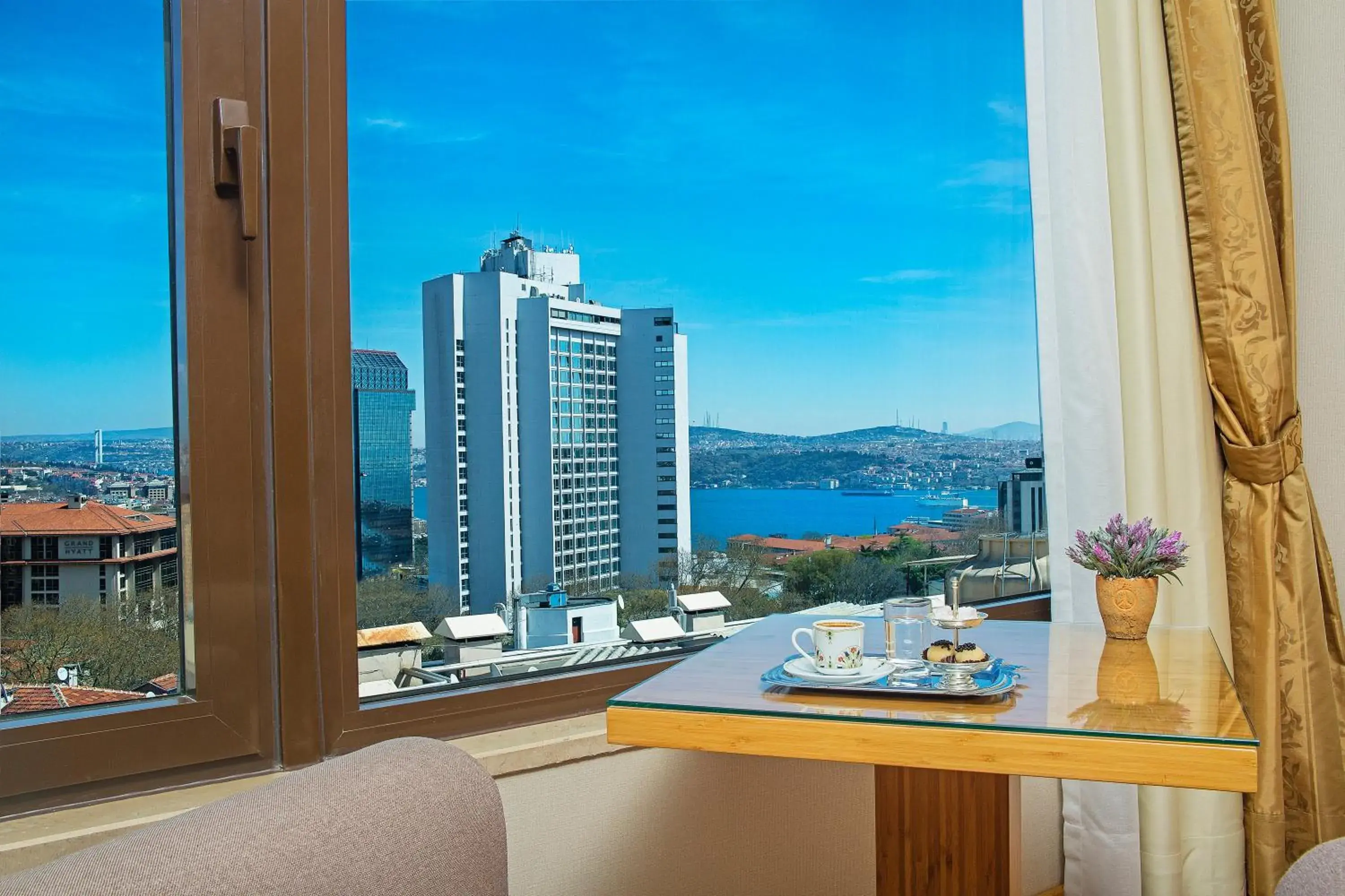 Two-Bedroom Suite with Bosphorus View in Nova Plaza Orion Hotel Two-Bedroom Suite with Bosphorus View in Nova Plaza Orion Hotel