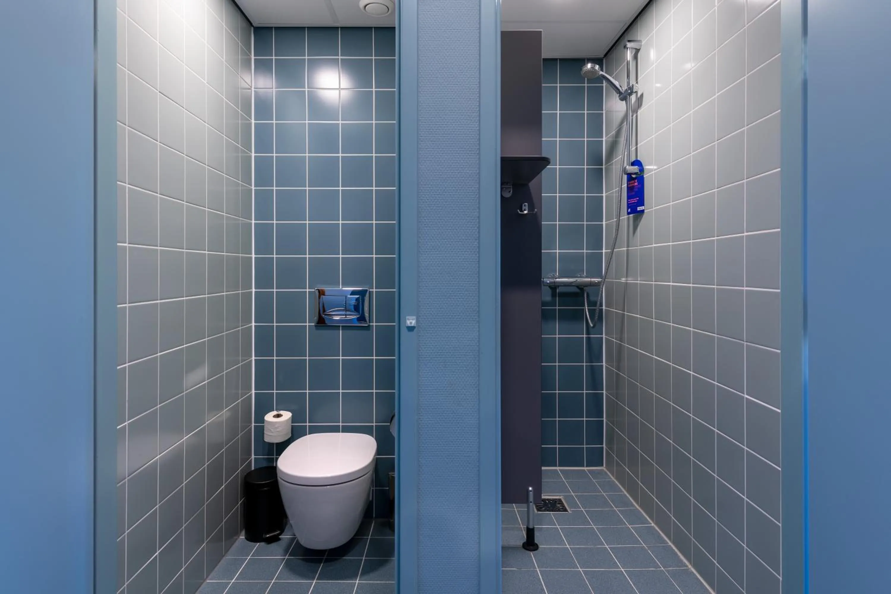 Shower in Stayokay Hostel Terschelling