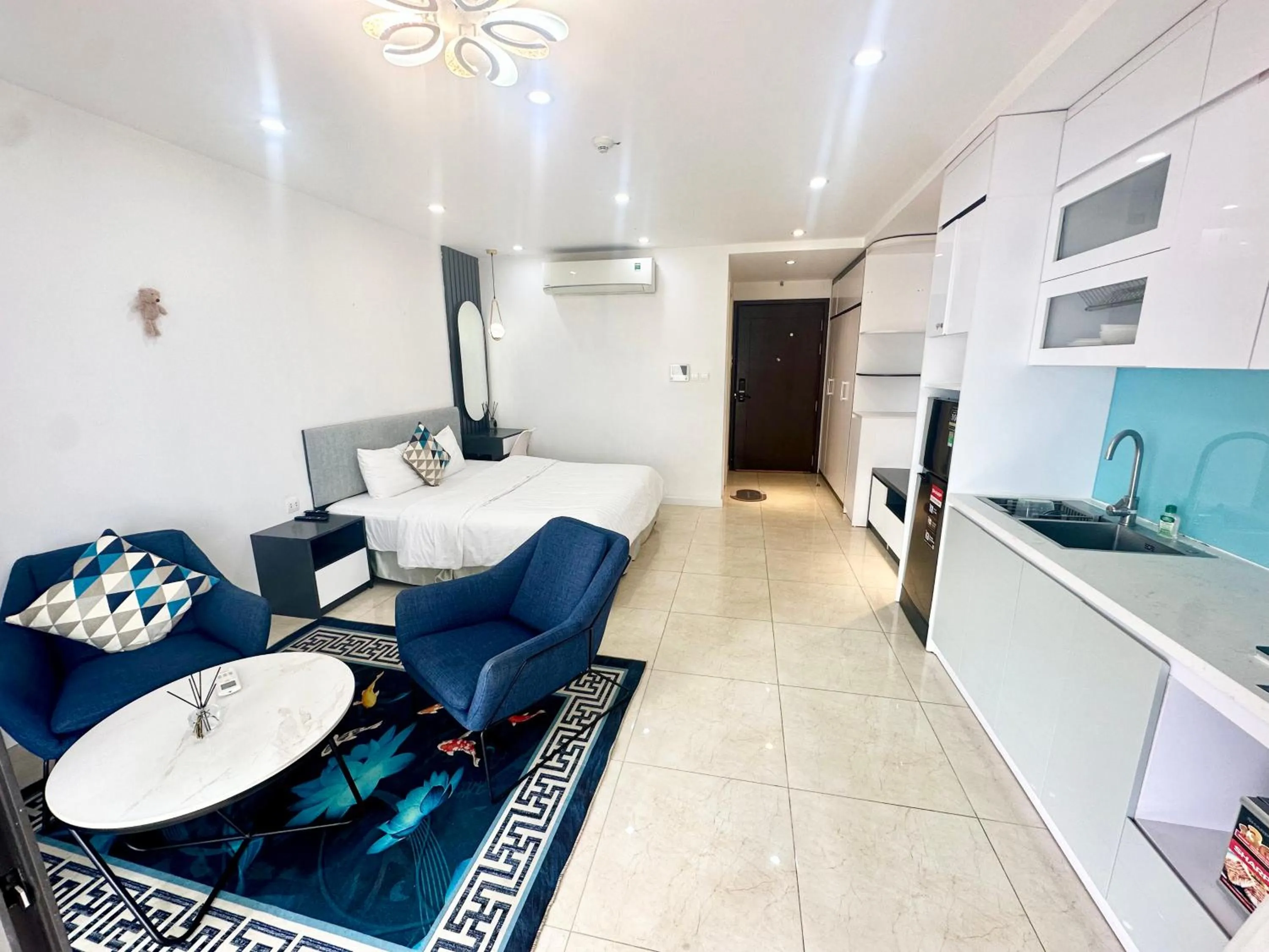 Bed in Vinhomes D'capital Premium Apartment