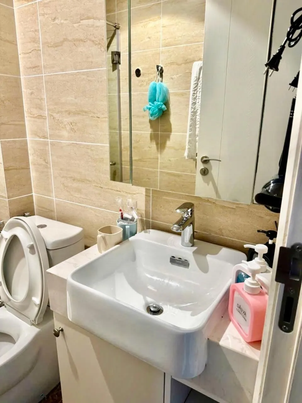 Shower in Vinhomes D'capital Premium Apartment