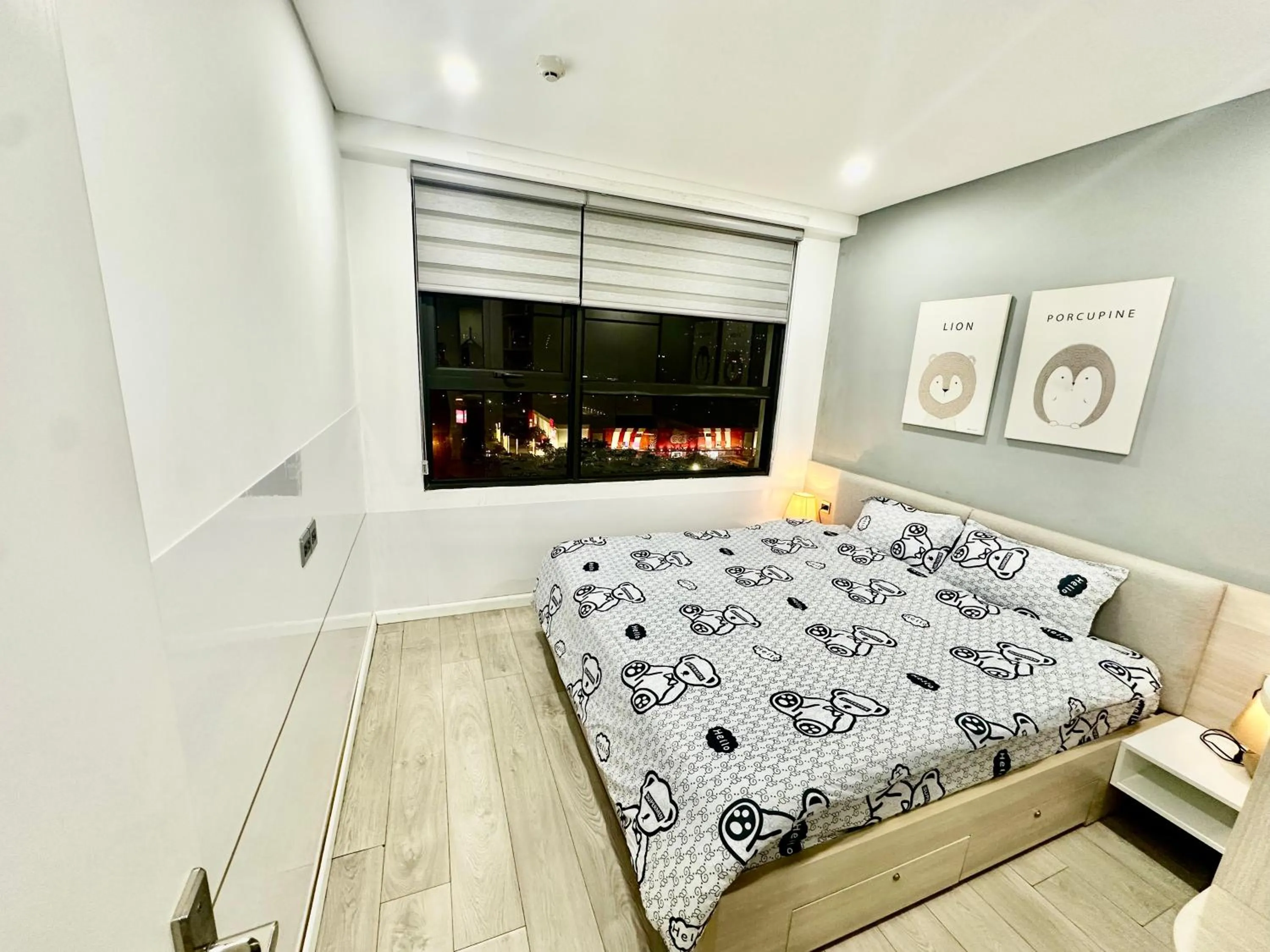 Bed in Vinhomes D'capital Premium Apartment