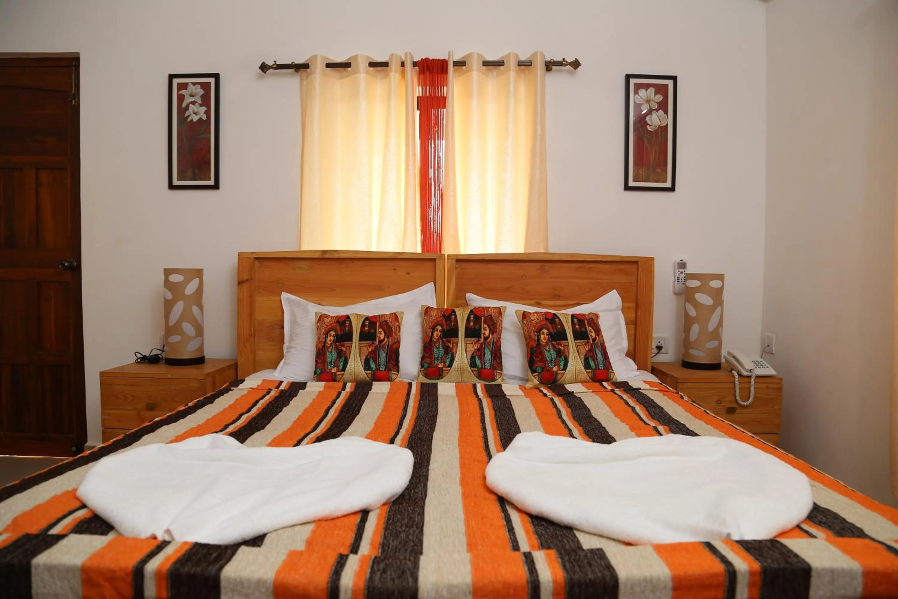 Day, Bed in Villa Baywalk Goa - 200 meters from Morjim Beach