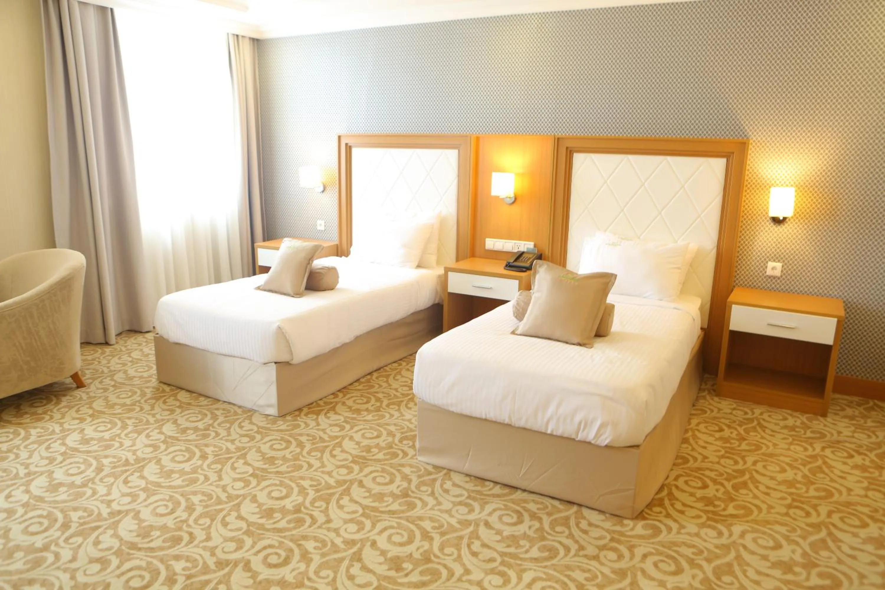 Photo of the whole room, Bed in Momona Hotel