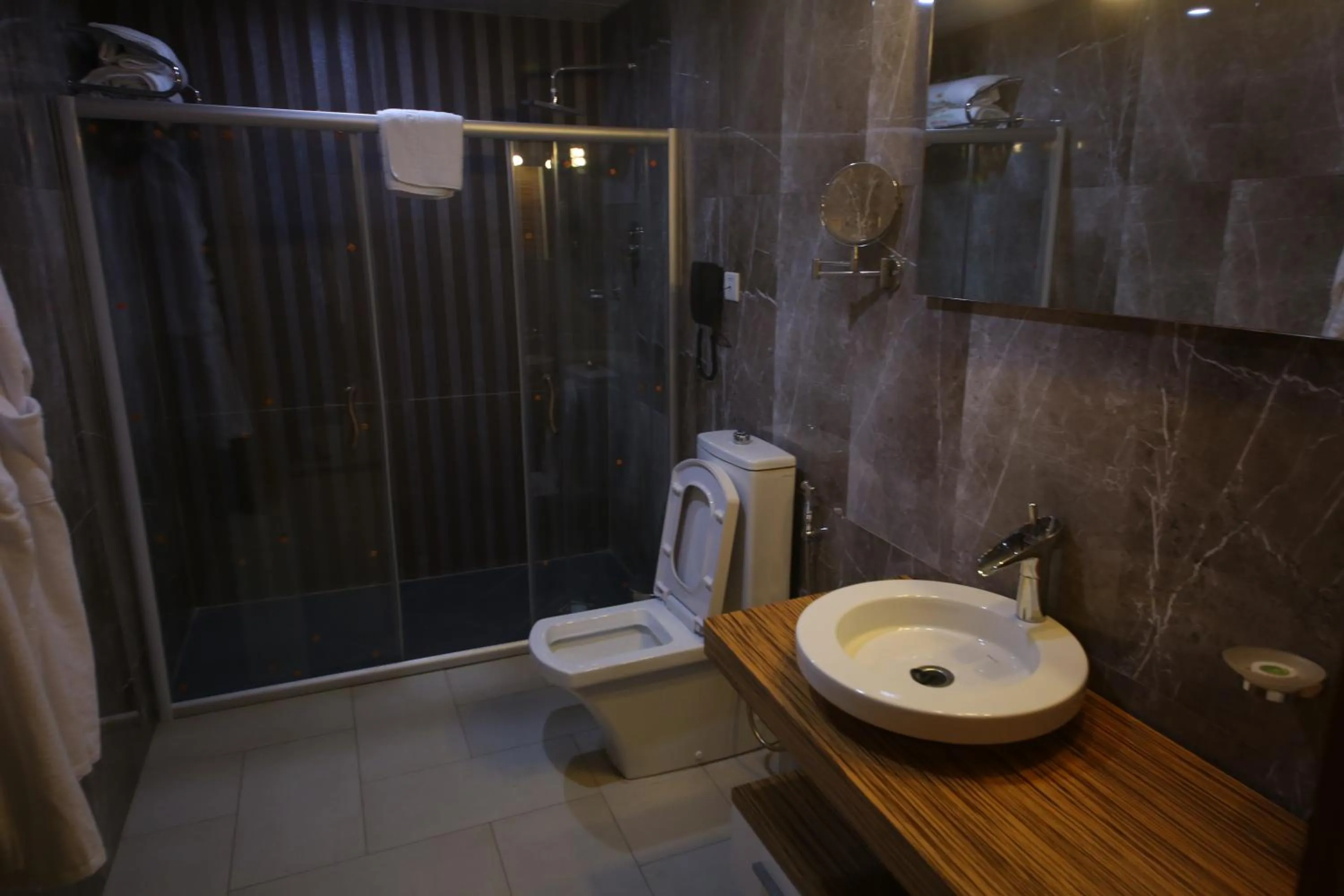 Shower in Momona Hotel