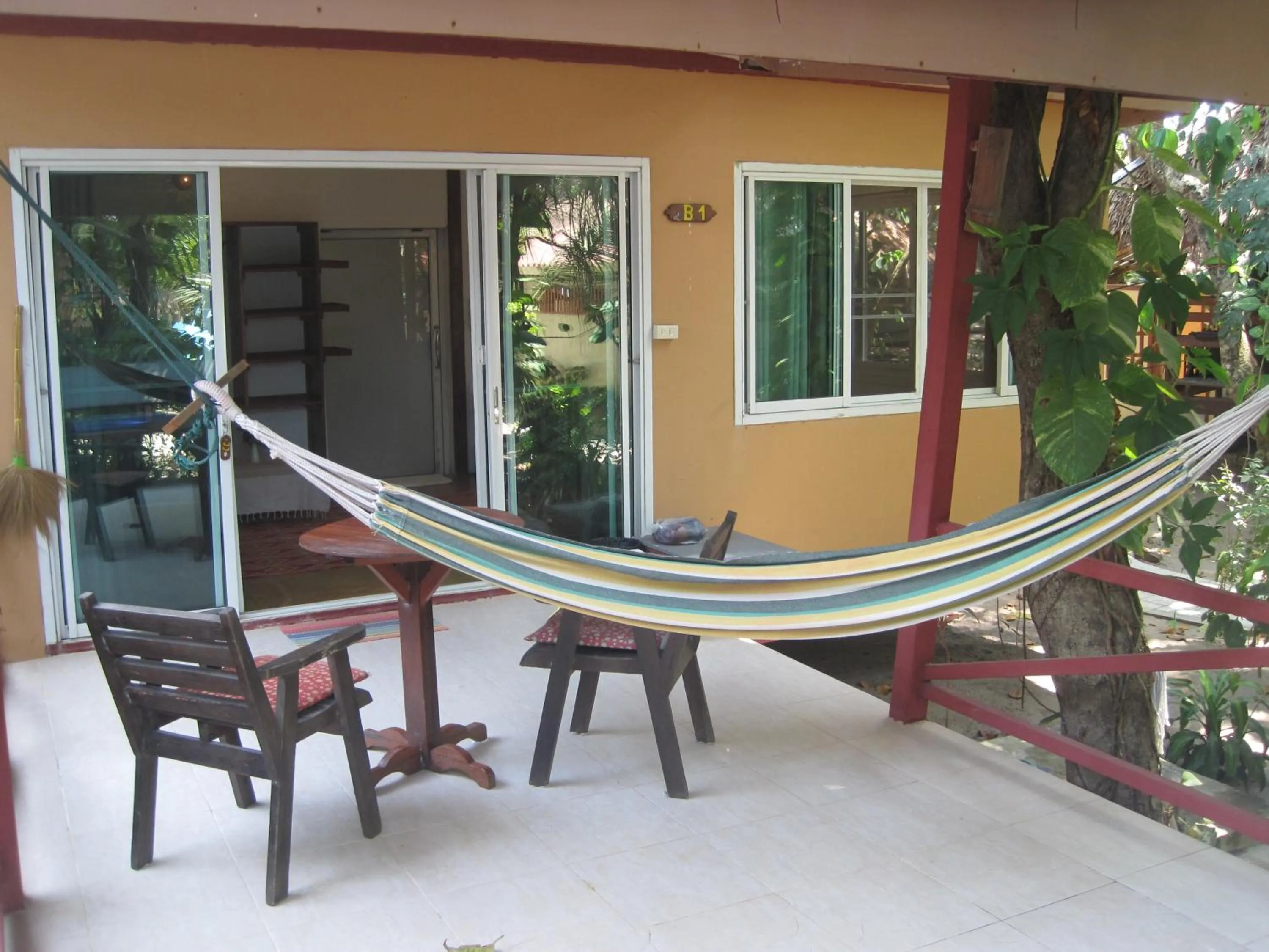 JJ Beach Resort & JJ Seafood