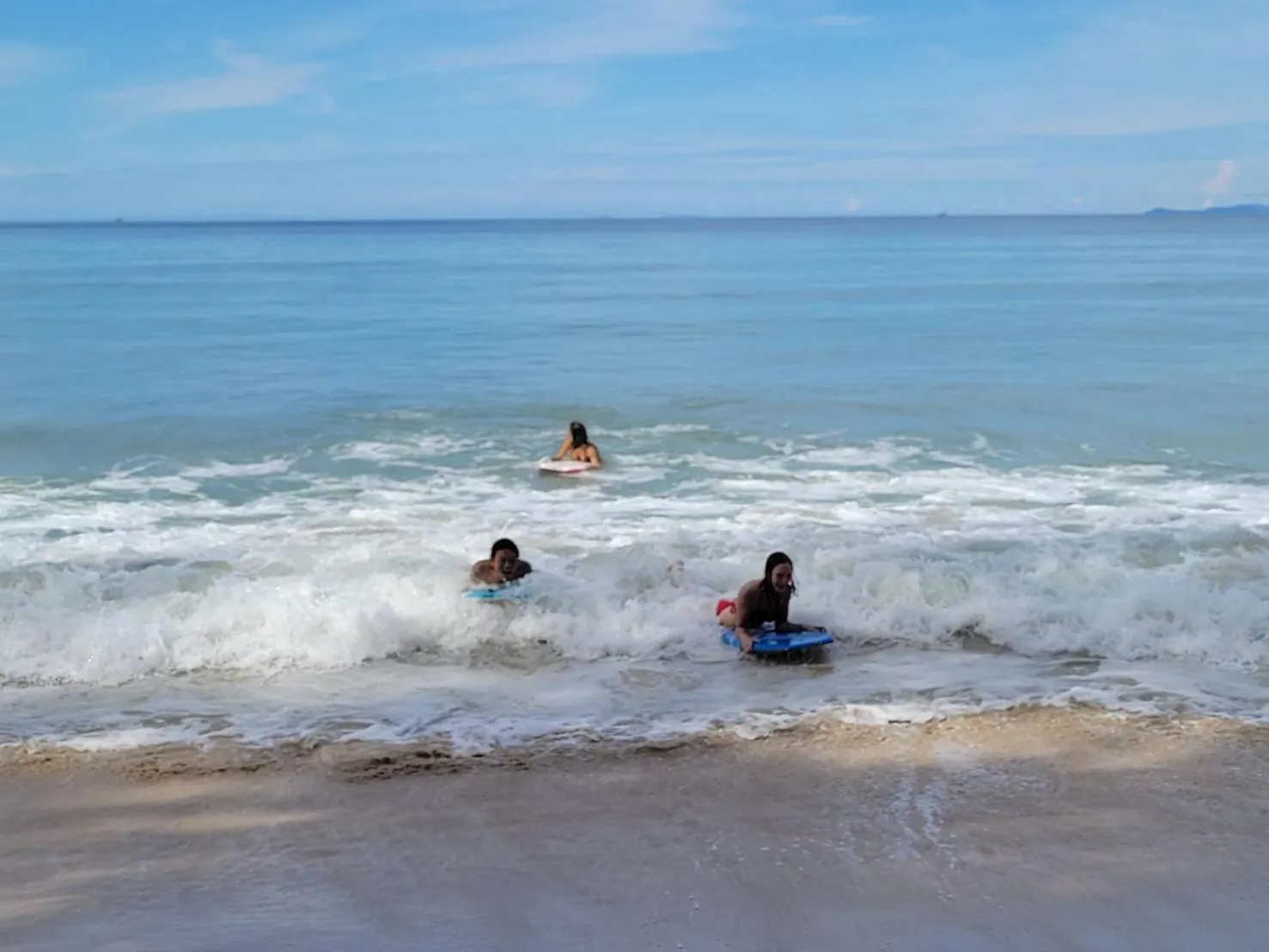 JJ Beach Resort & JJ Seafood