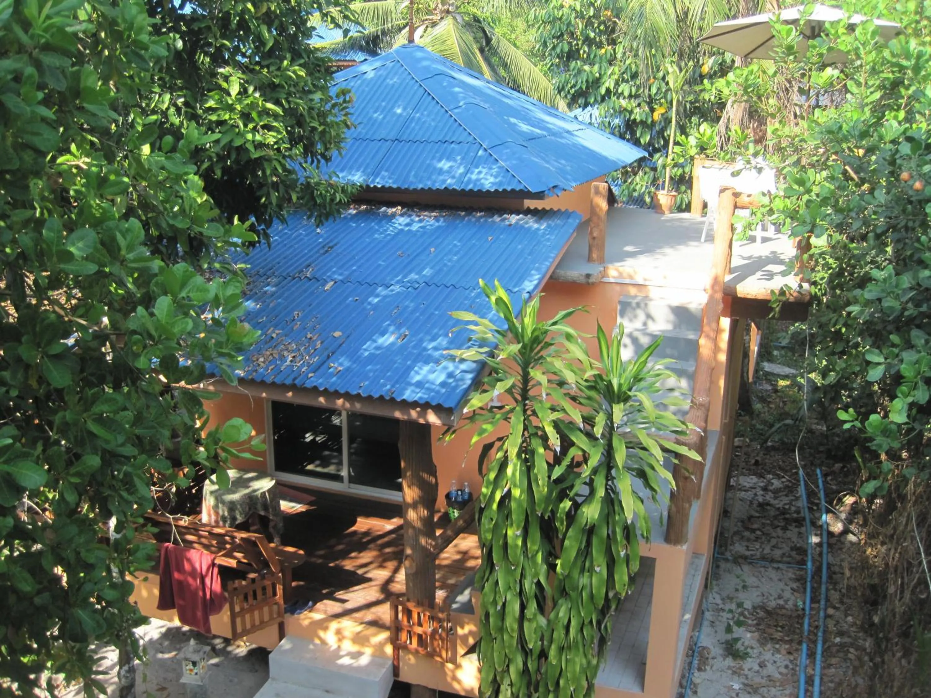 JJ Beach Resort & JJ Seafood