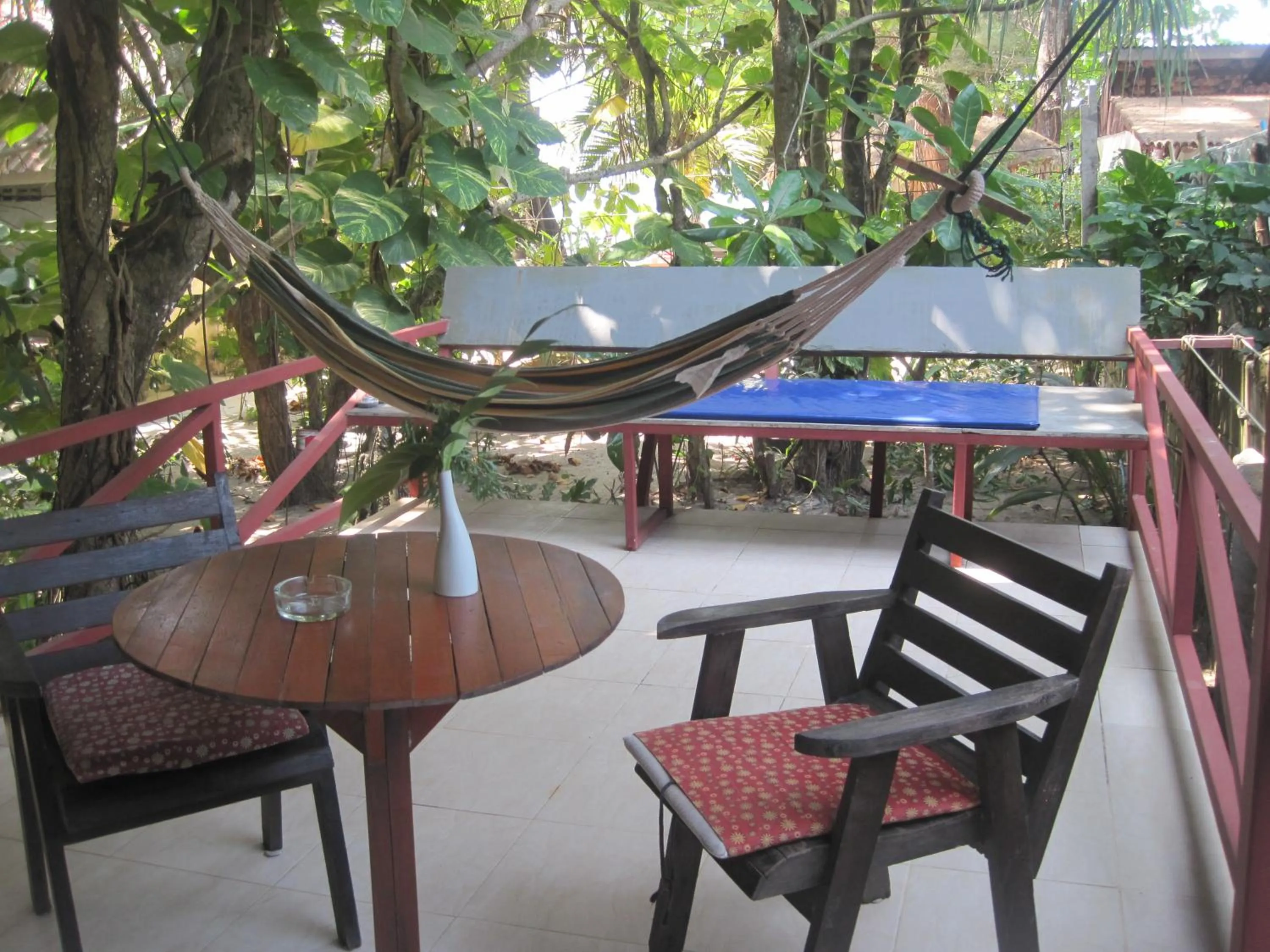 JJ Beach Resort & JJ Seafood