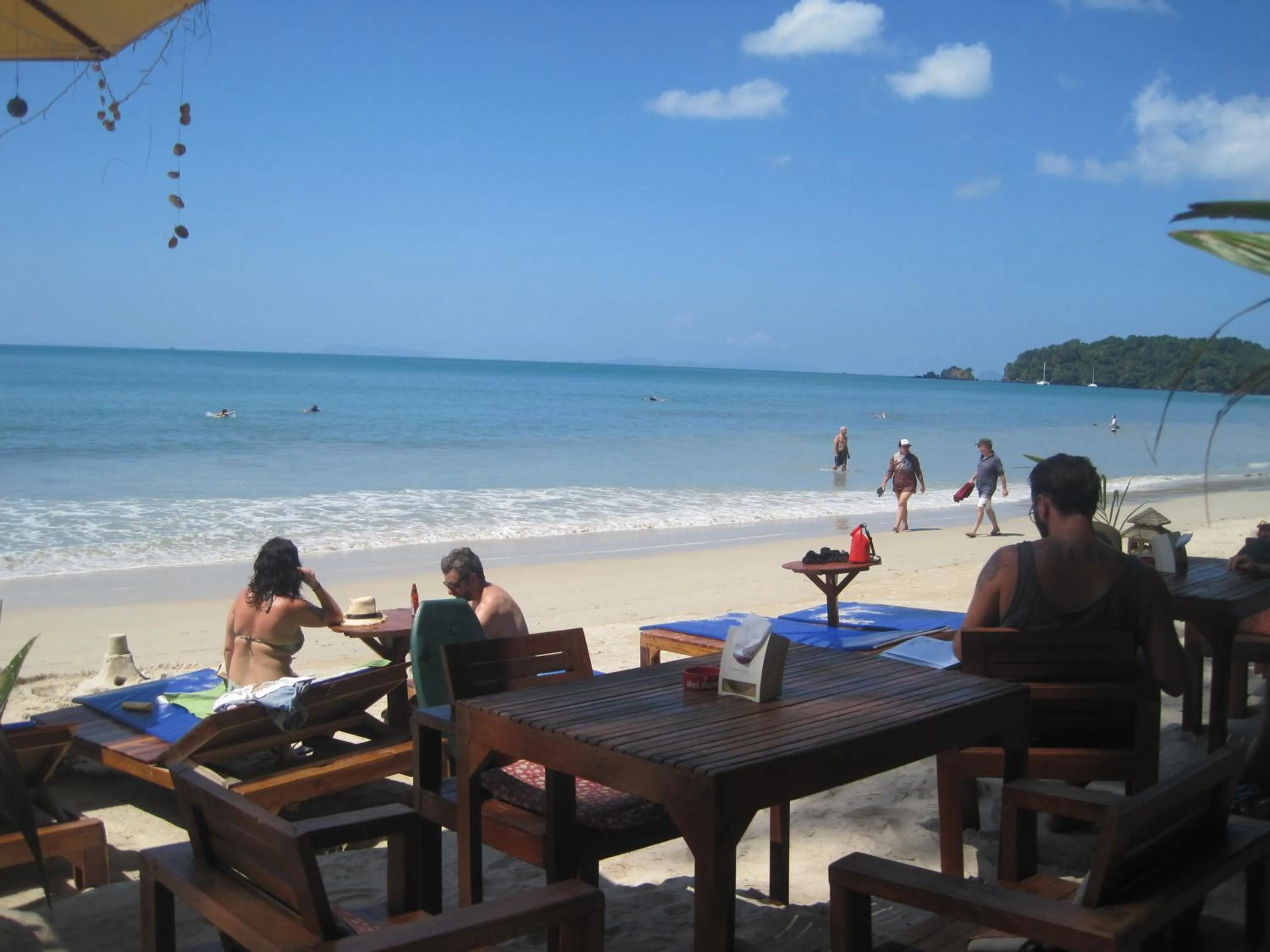 JJ Beach Resort & JJ Seafood