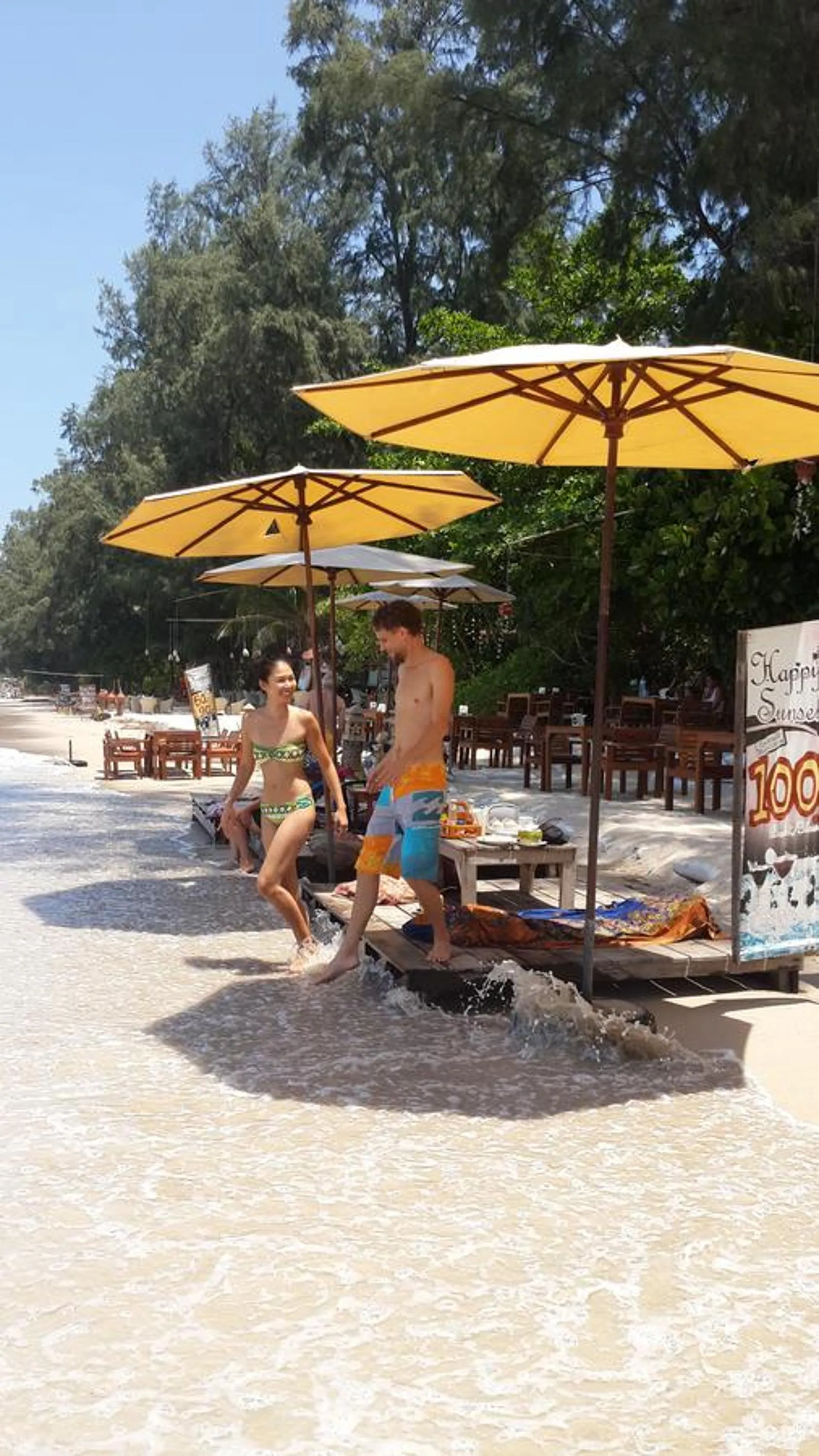 Day in JJ Beach Resort & JJ Seafood