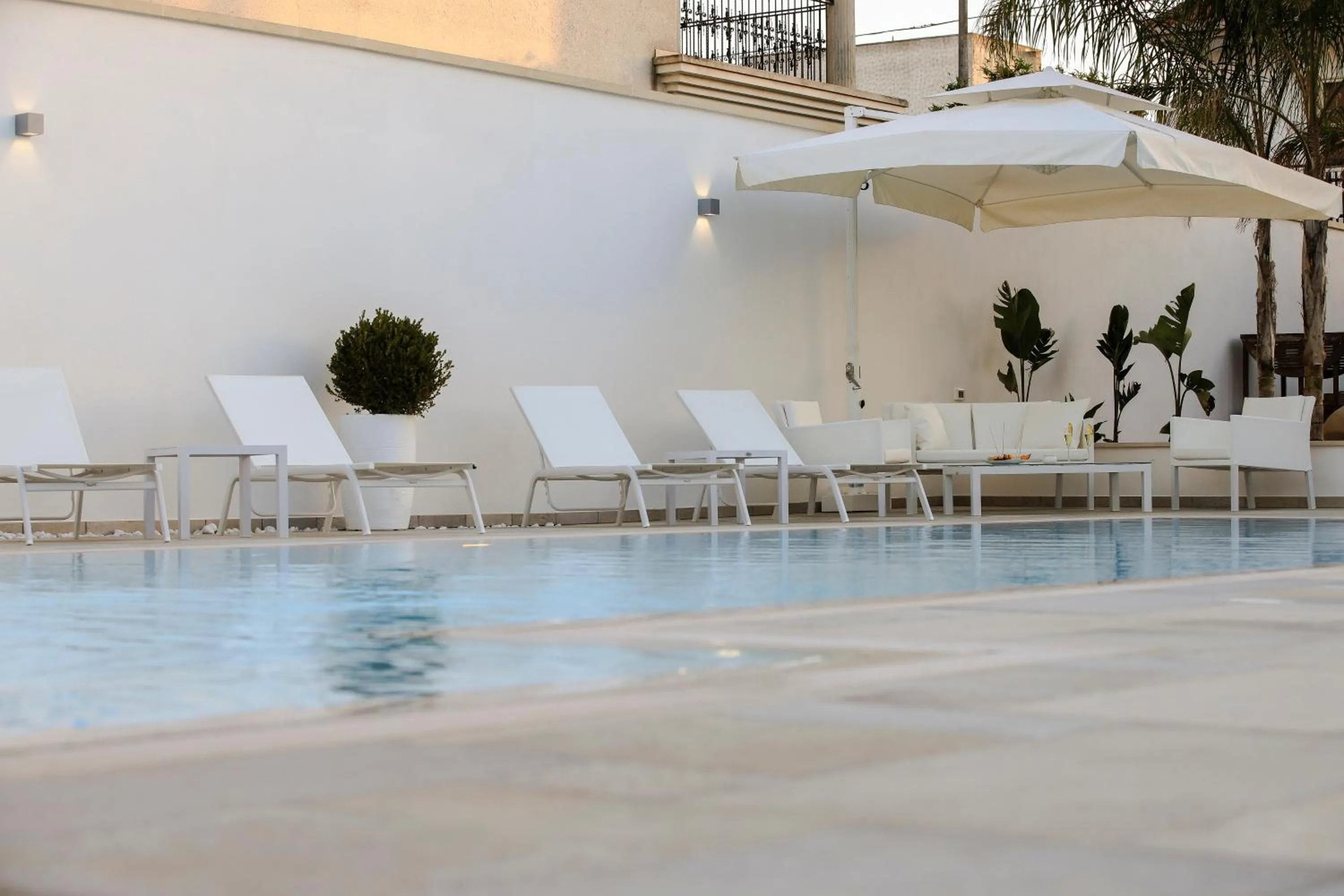 Swimming pool in Il Baiocco affittacamere piscina & SPA