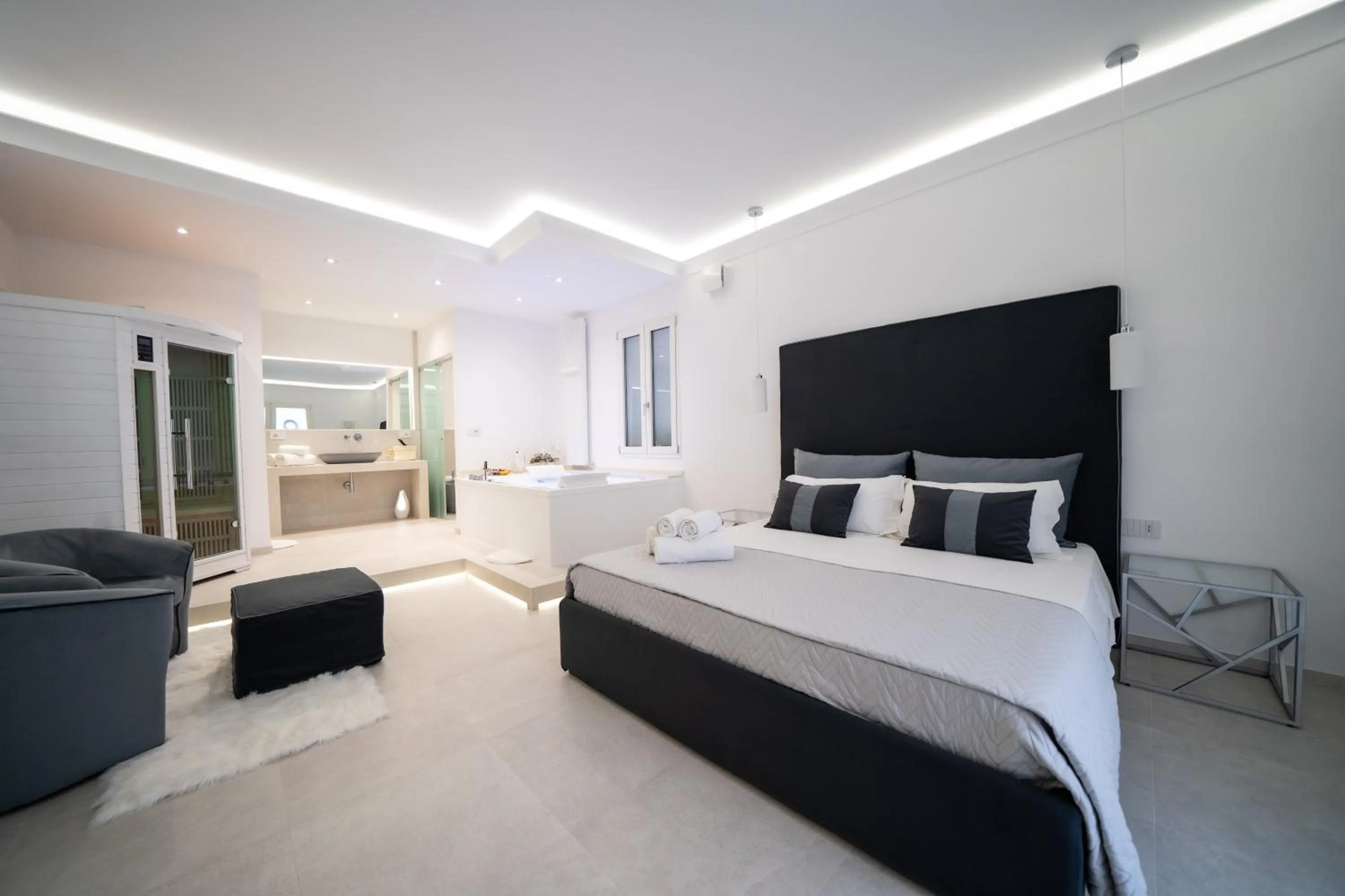 Photo of the whole room, Bed in Il Baiocco affittacamere piscina & SPA