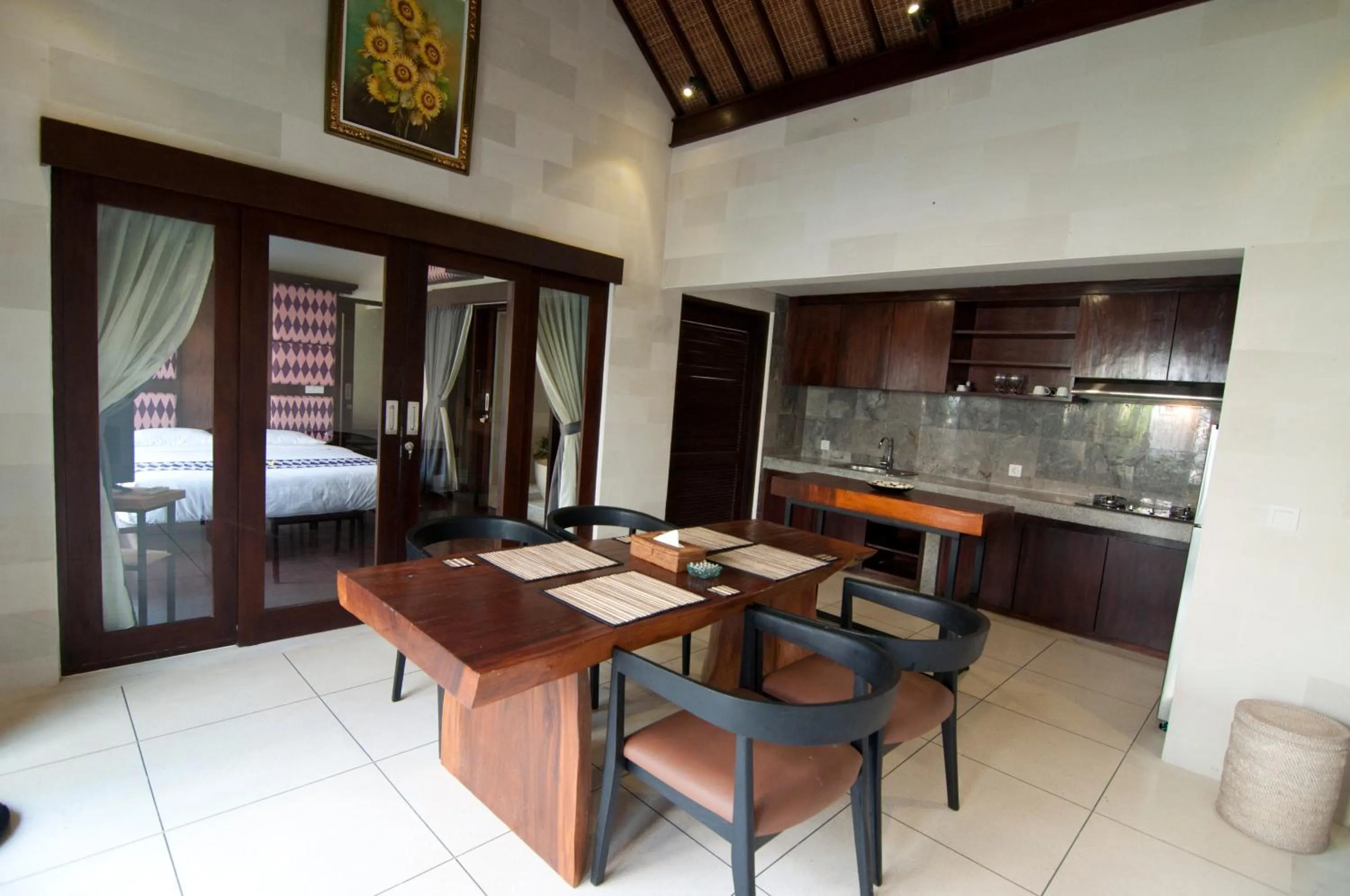 Coffee/tea facilities in Villa Puspa