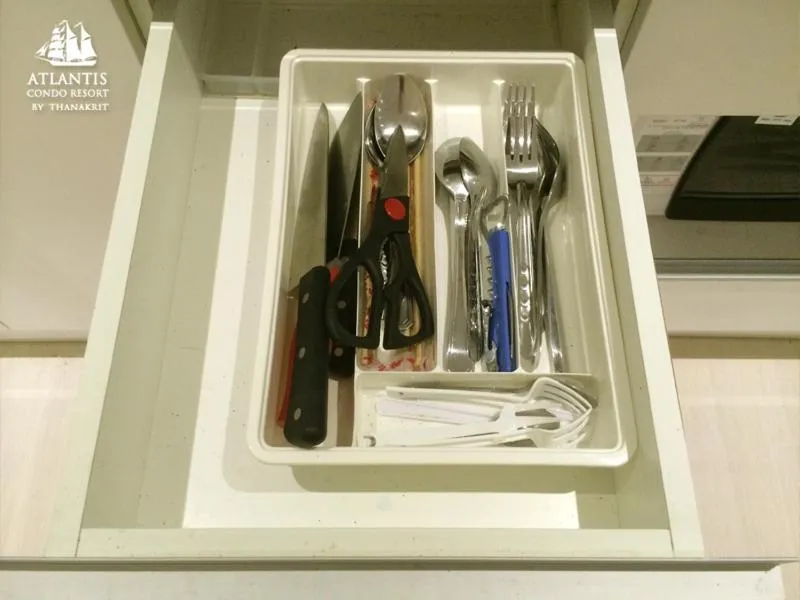 Atlantis Condo & Water Park Pattaya By the Sea