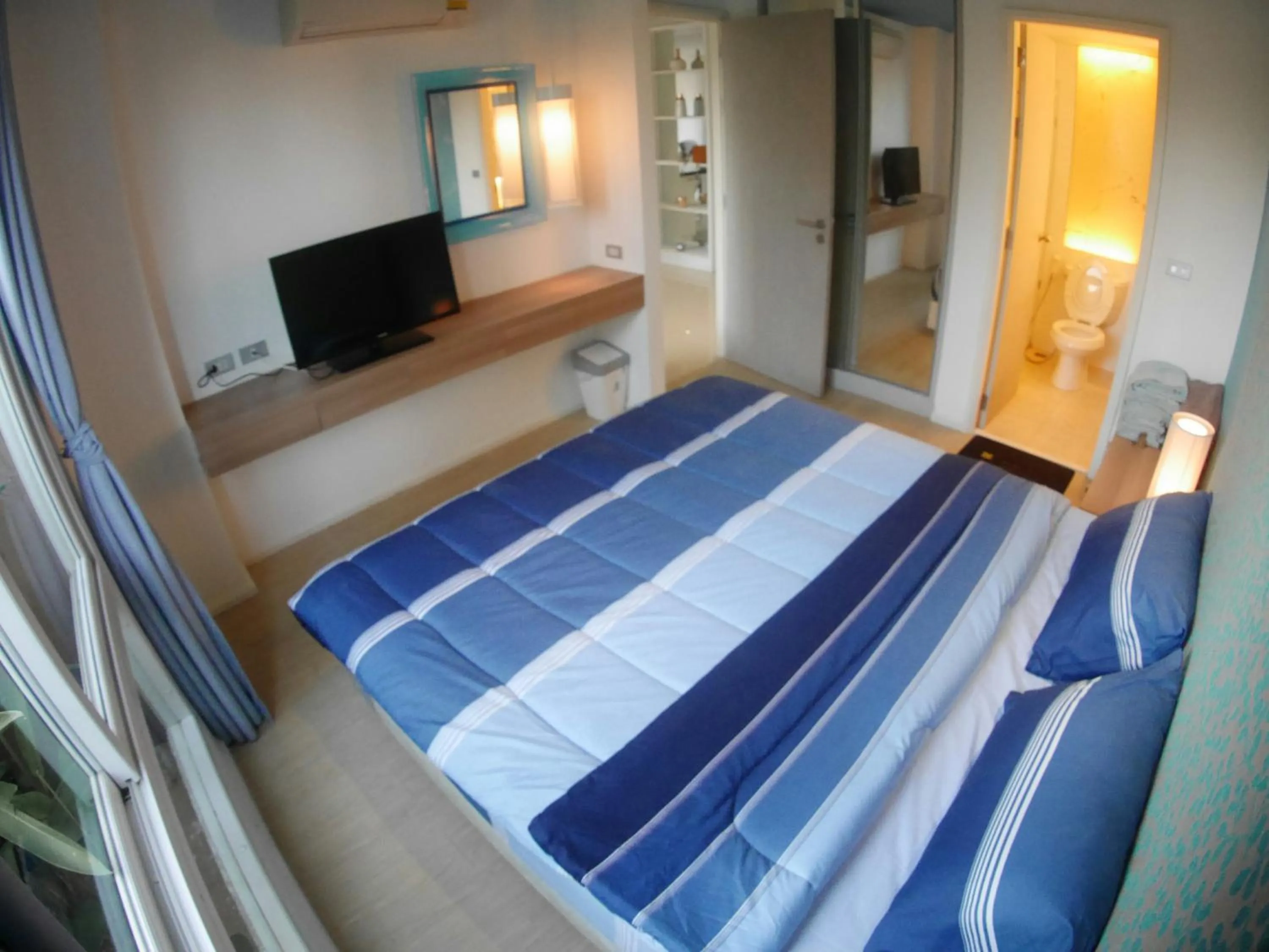 Bed in Atlantis Condo & Water Park Pattaya By the Sea