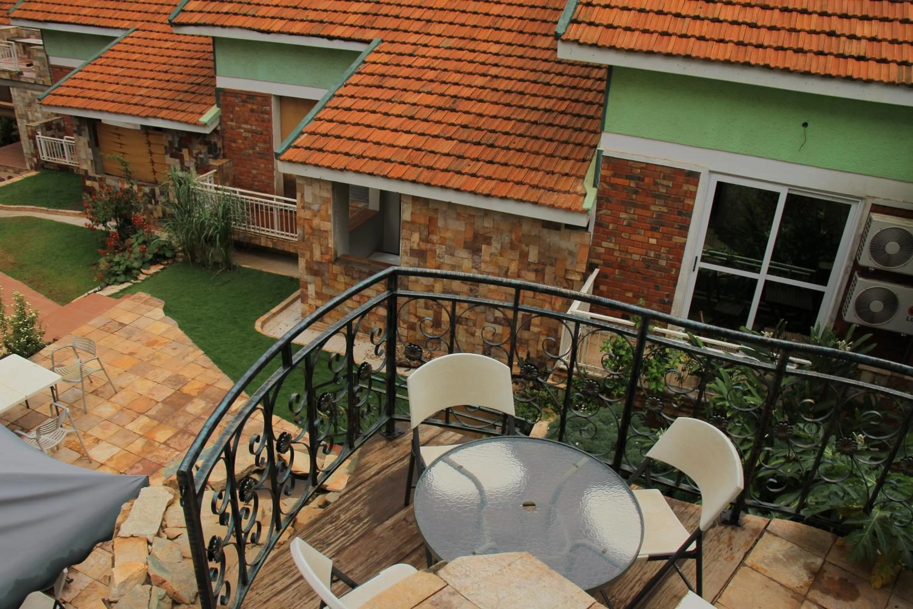 Balcony/Terrace in Shangri-la Hotel Muyenga