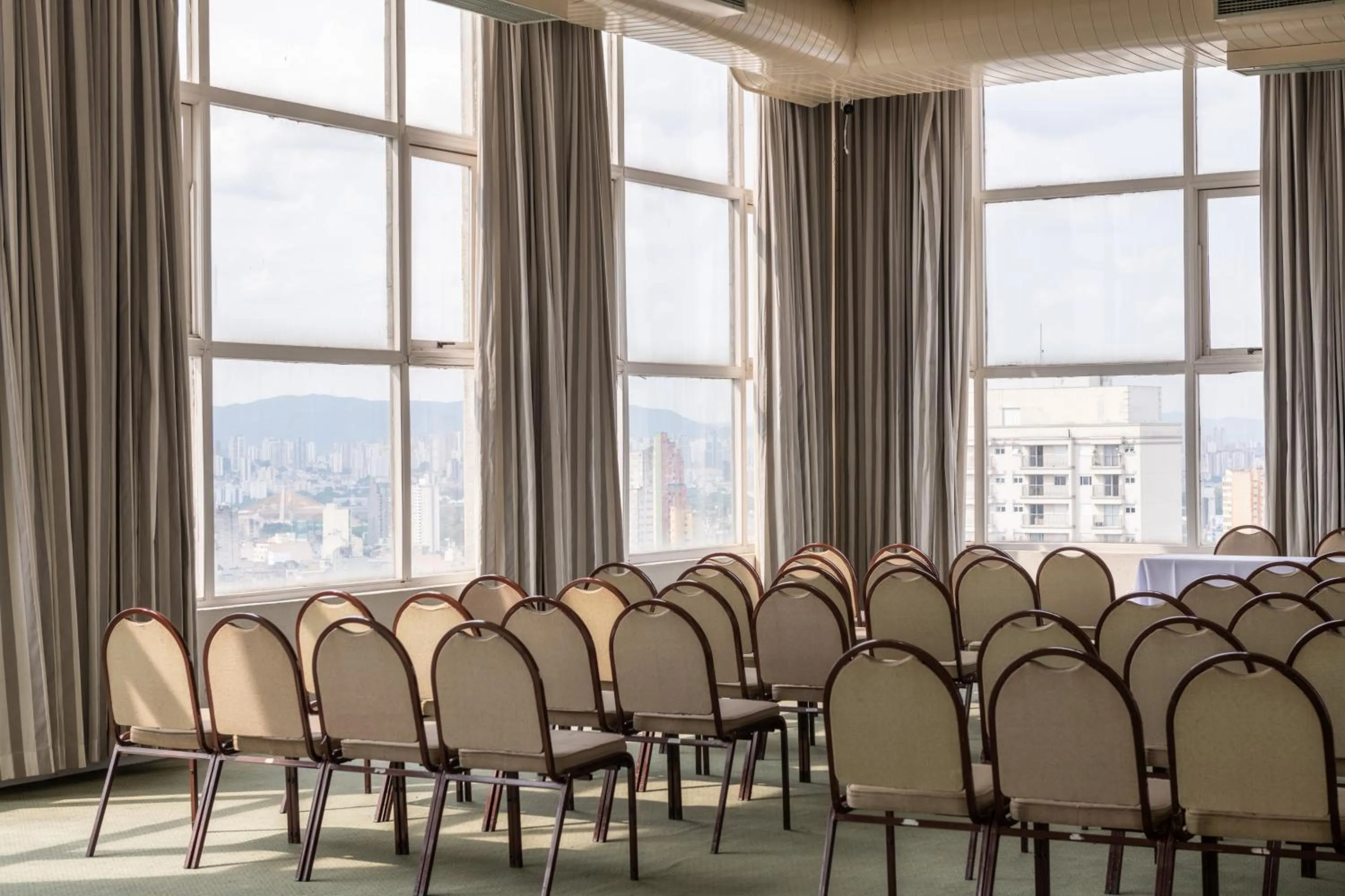 Meeting/conference room in DELPLAZA Excelsior São Paulo - By Monreale