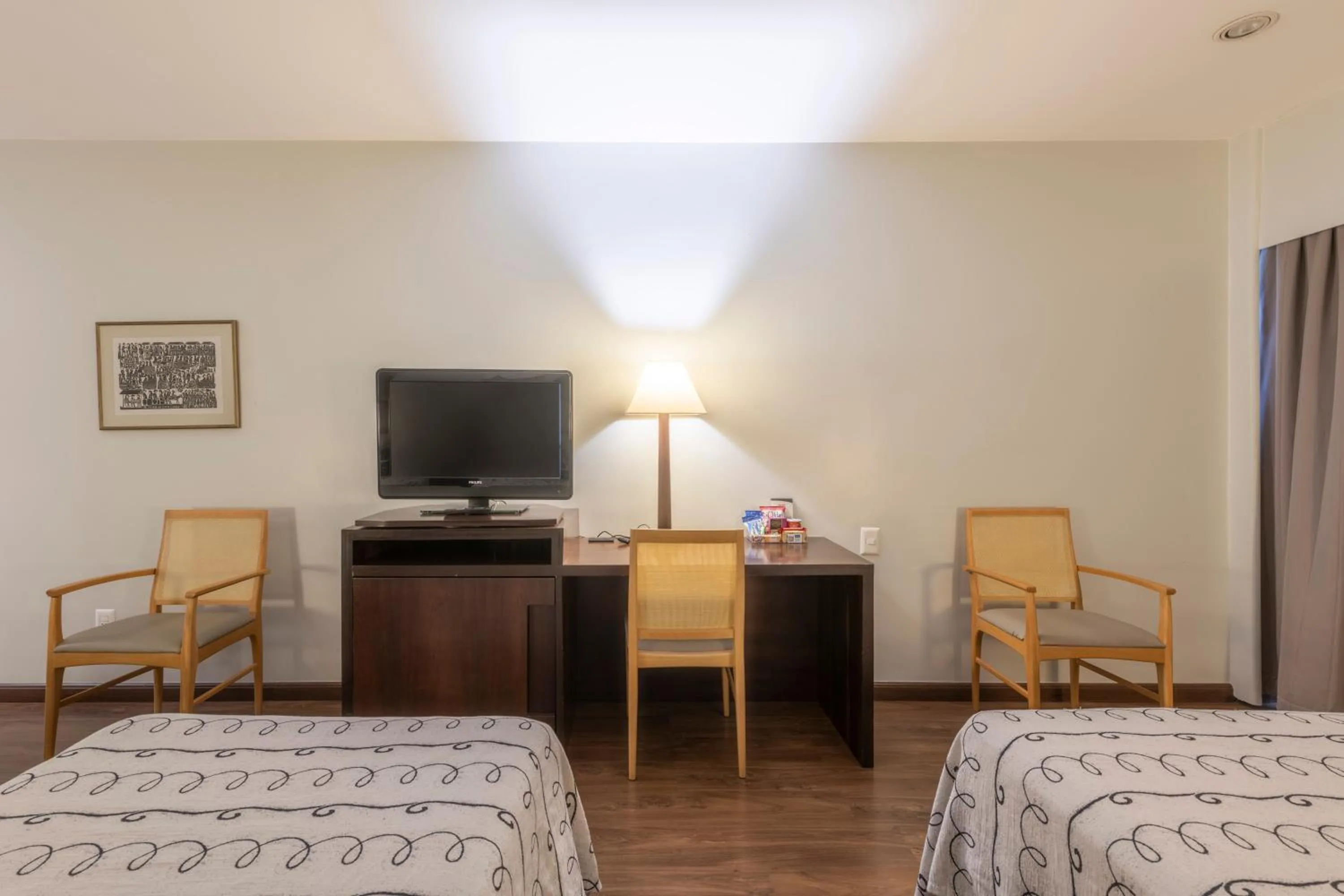 Bedroom, Bed in DELPLAZA Excelsior São Paulo - By Monreale