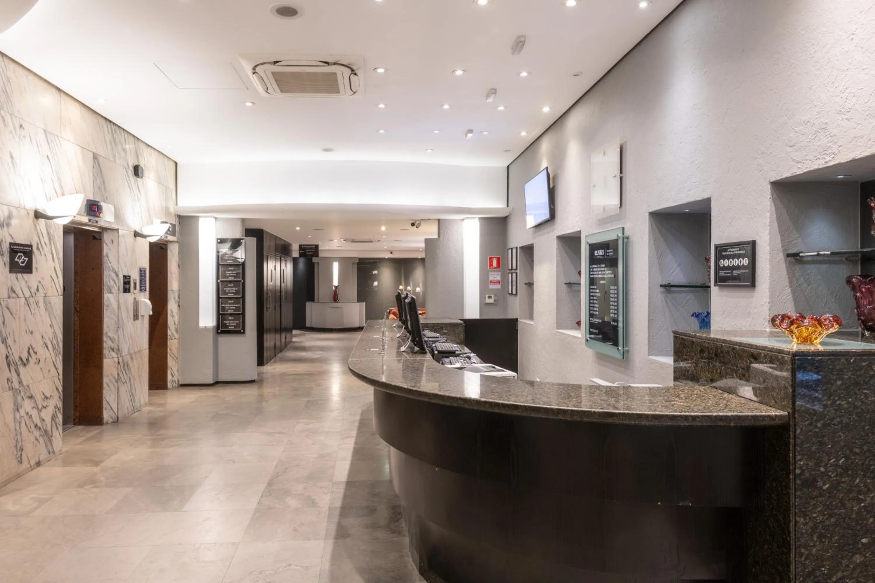 Lobby or reception in DELPLAZA Excelsior São Paulo - By Monreale
