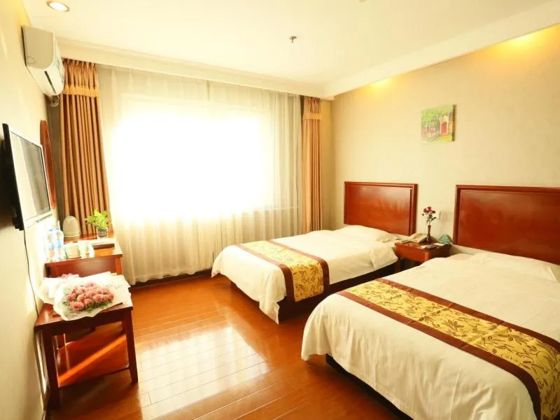 GreenTree Inn Beijing Changping Shahe Metro Station Express Hotel