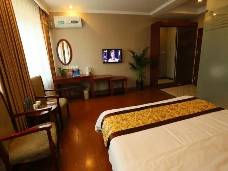 GreenTree Inn Beijing Changping Shahe Metro Station Express Hotel