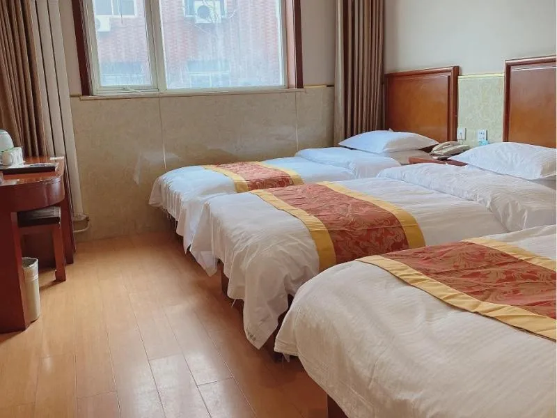 Bed in GreenTree Inn Beijing Shunyi Xinguozhan Express Hotel