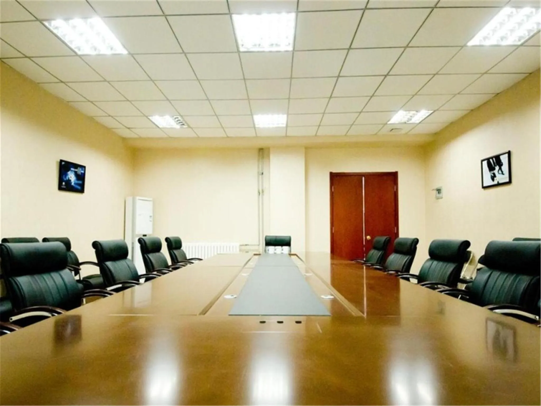 Meeting/conference room, Business Area/Conference Room in GreenTree Inn Tianjin Jinnan Xiaozhan Training Park Express Hotel