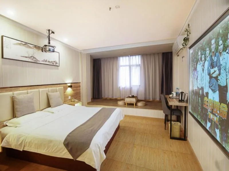 Bed in GreenTree Inn Nanjing Qinhuai District Xinjiekou Subway Station Express Hotel