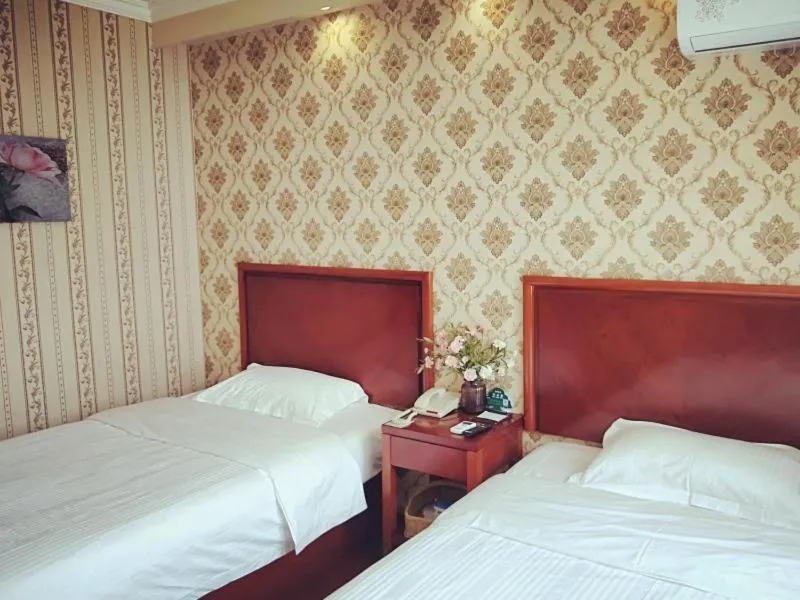 Bed in GreenTree Inn Jiangsu Nanjing Confucius Temple South Taiping Road Express Hotel