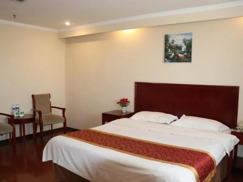 Bed in GreenTree Inn HeBei ZhangJiaKou XuanHua BoJu Countryside Business Hotel