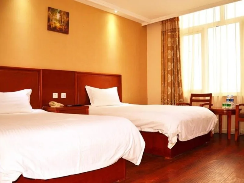 Bed in GreenTree Inn Hebei Tangshan Caofeidian Economic Development Zone Municipal Building Express Hotel